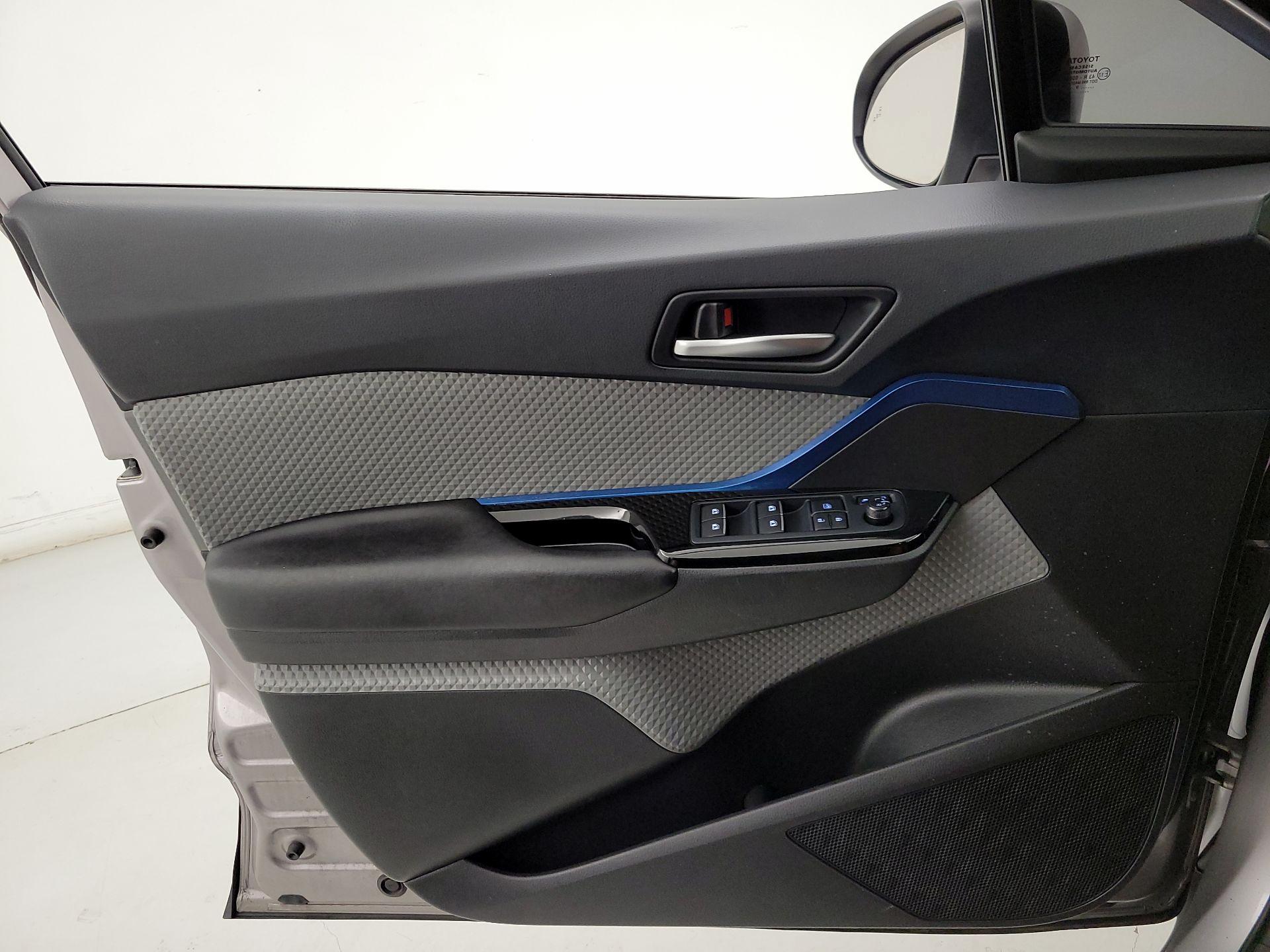 Thumbnail: 2019 Toyota C-HR - 12