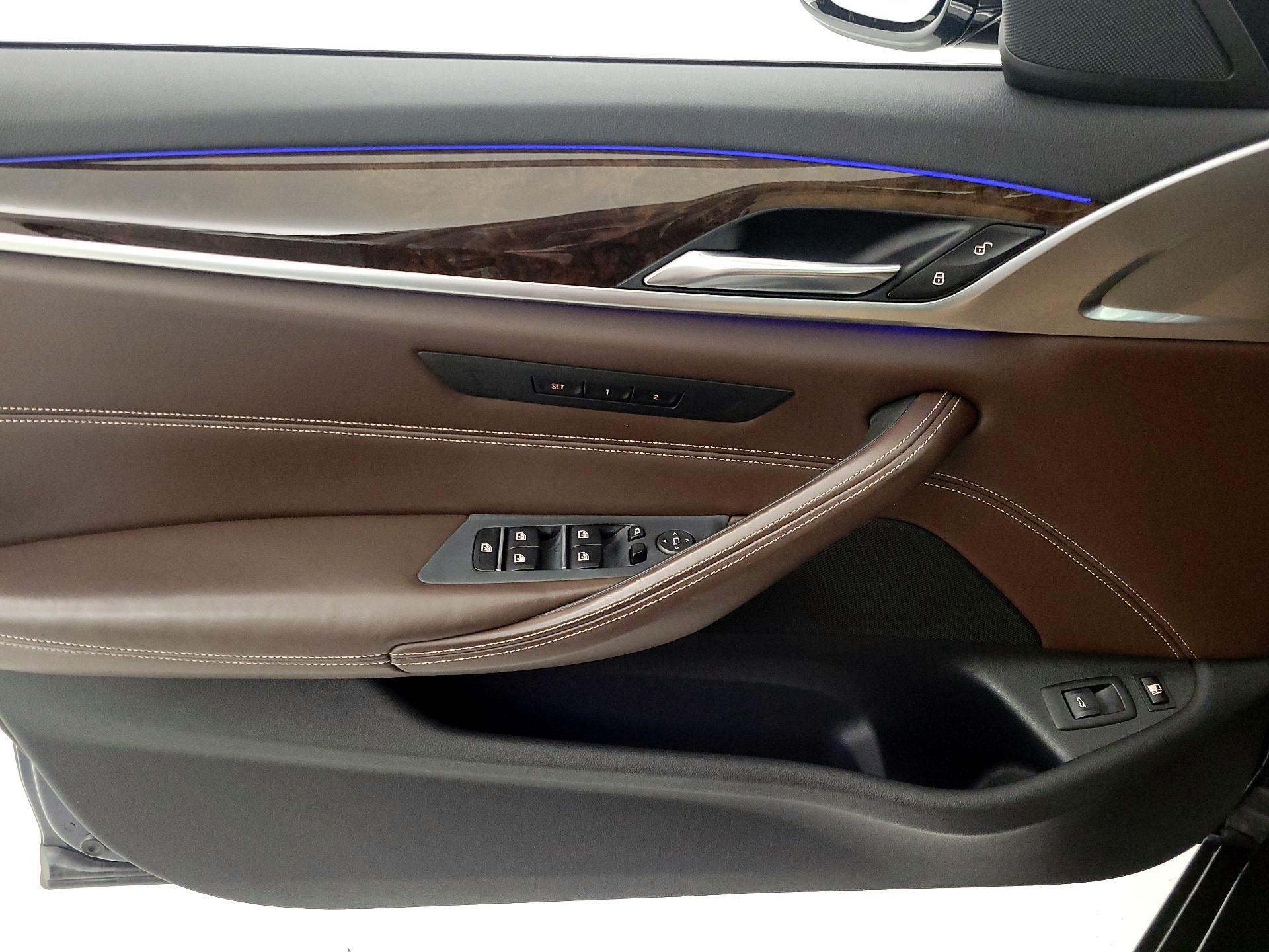 Thumbnail: 2018 BMW 5 Series - 12