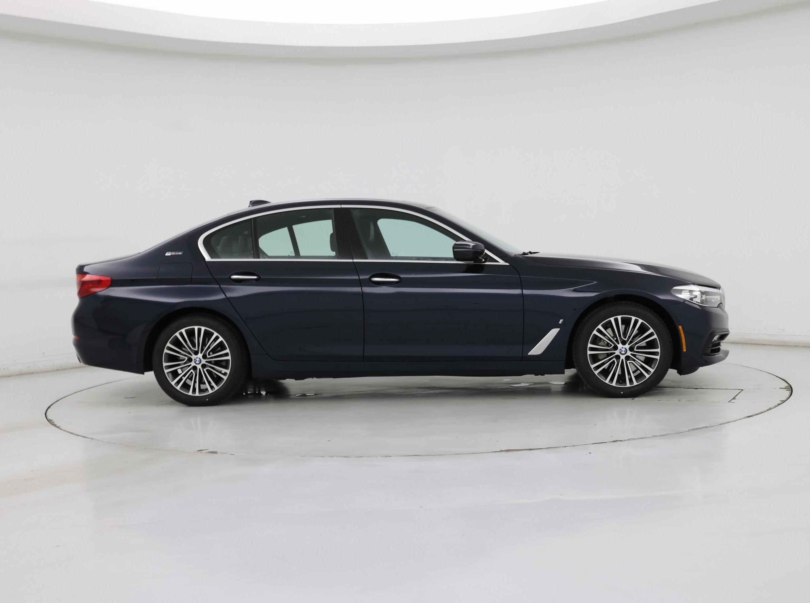 Thumbnail: 2018 BMW 5 Series - 7