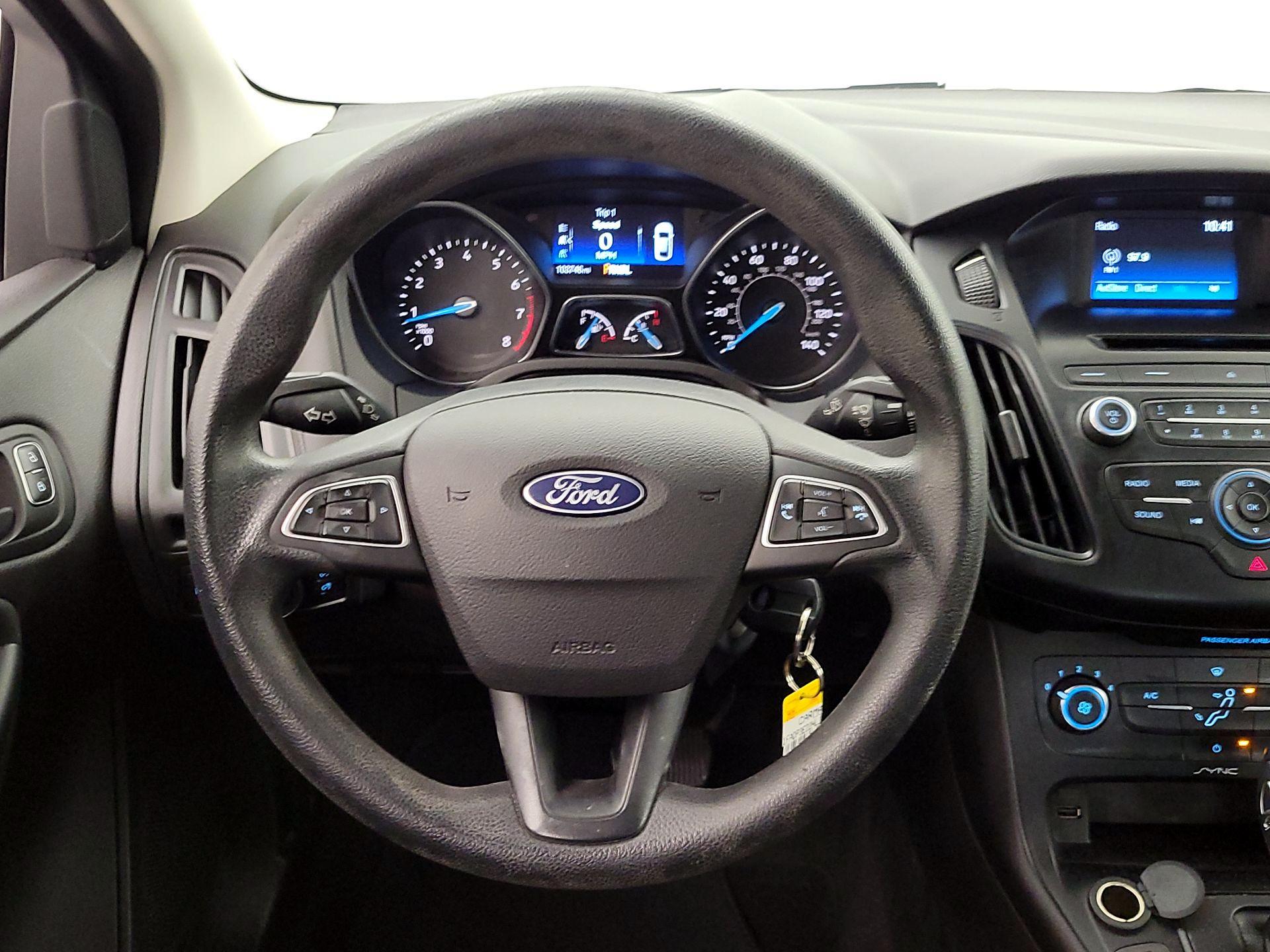 Thumbnail: 2017 Ford Focus - 10