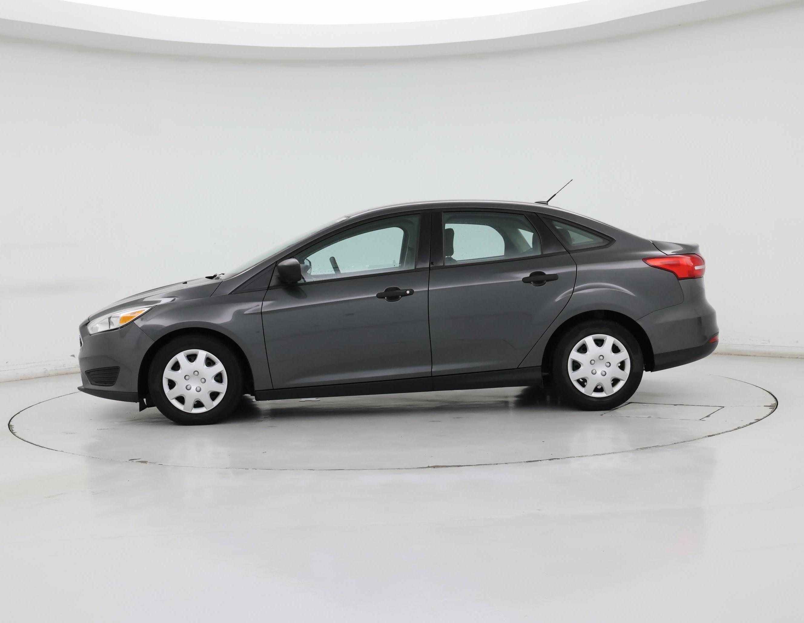 Thumbnail: 2017 Ford Focus - 3