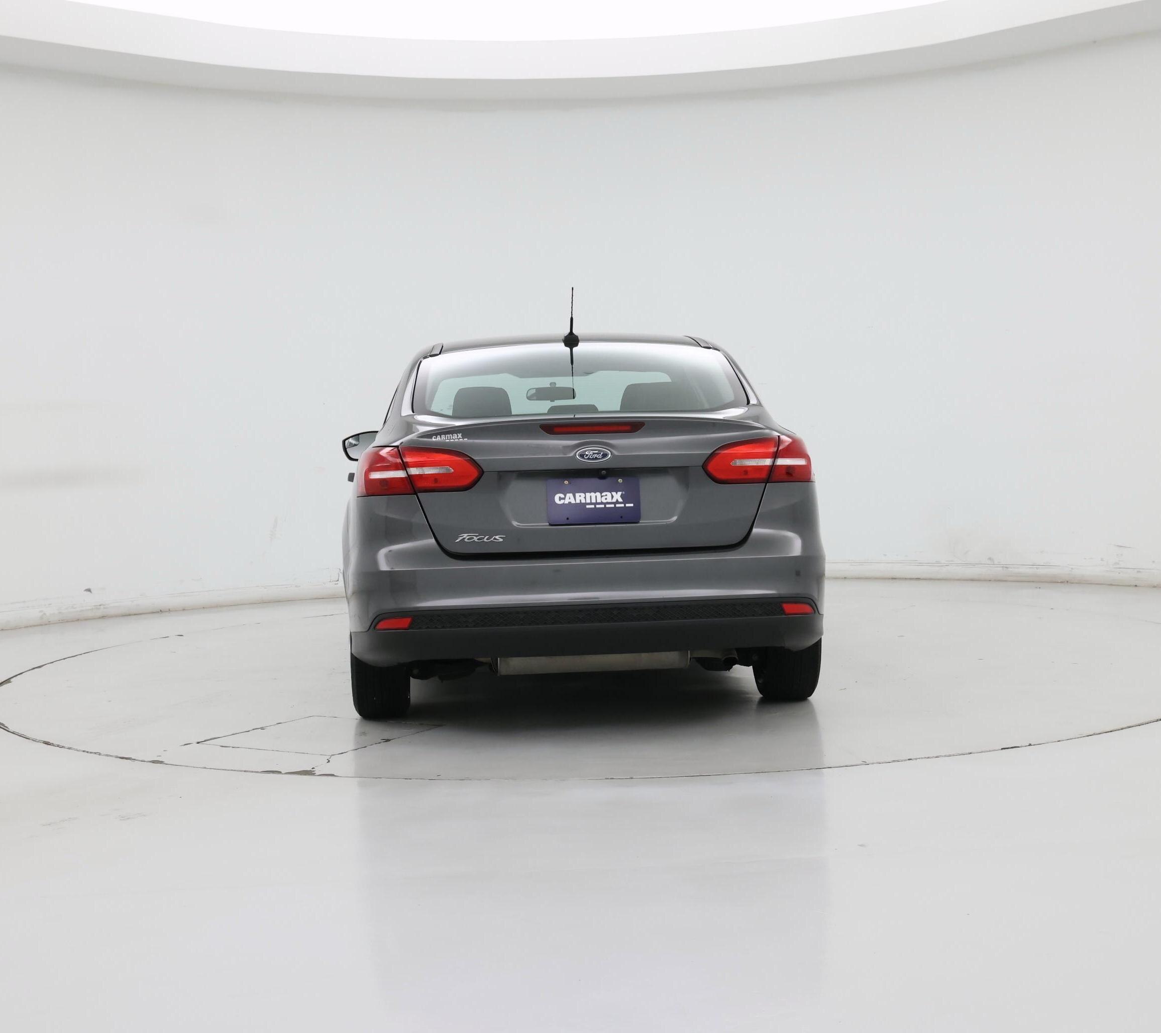 Thumbnail: 2017 Ford Focus - 6
