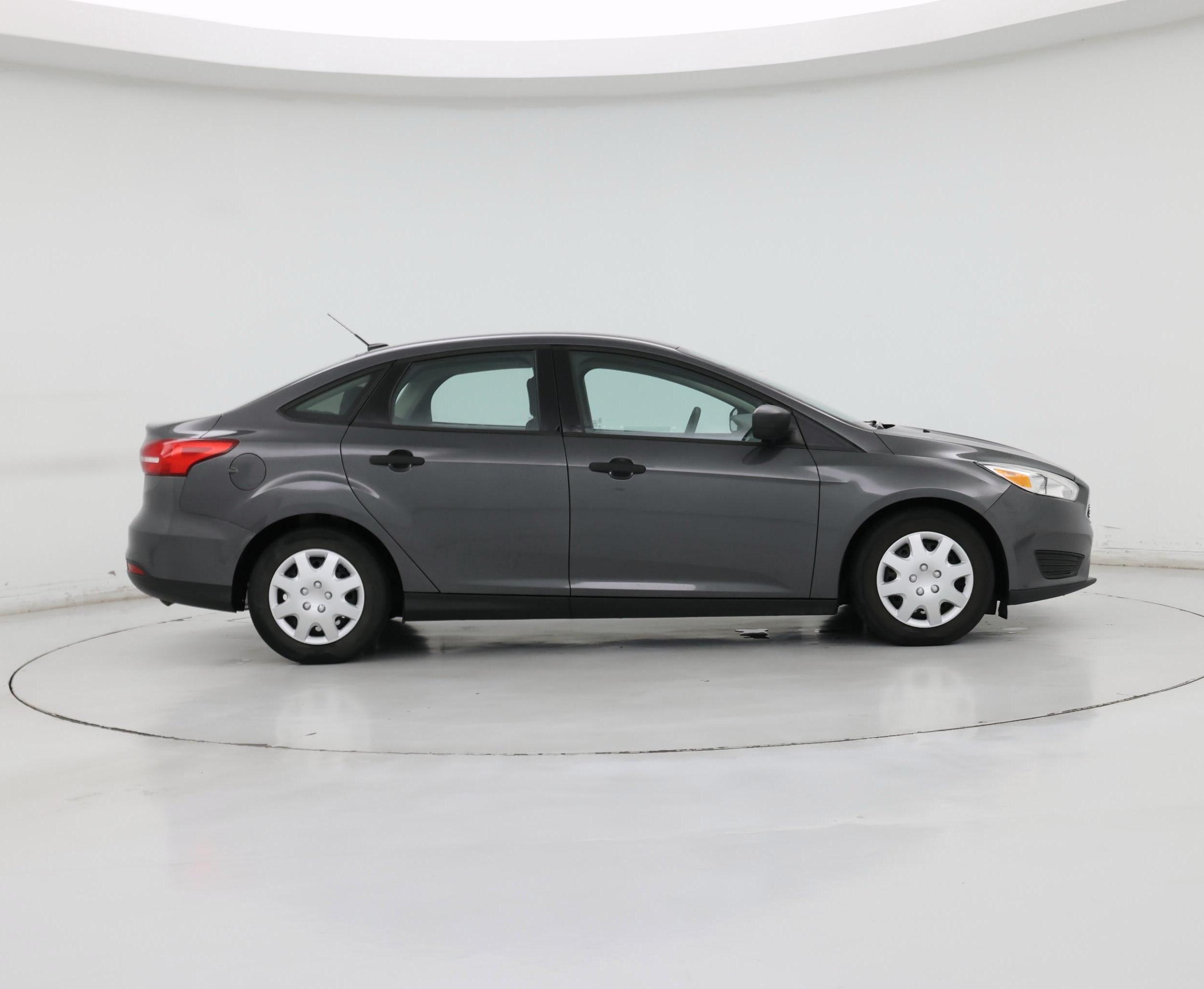 Thumbnail: 2017 Ford Focus - 7