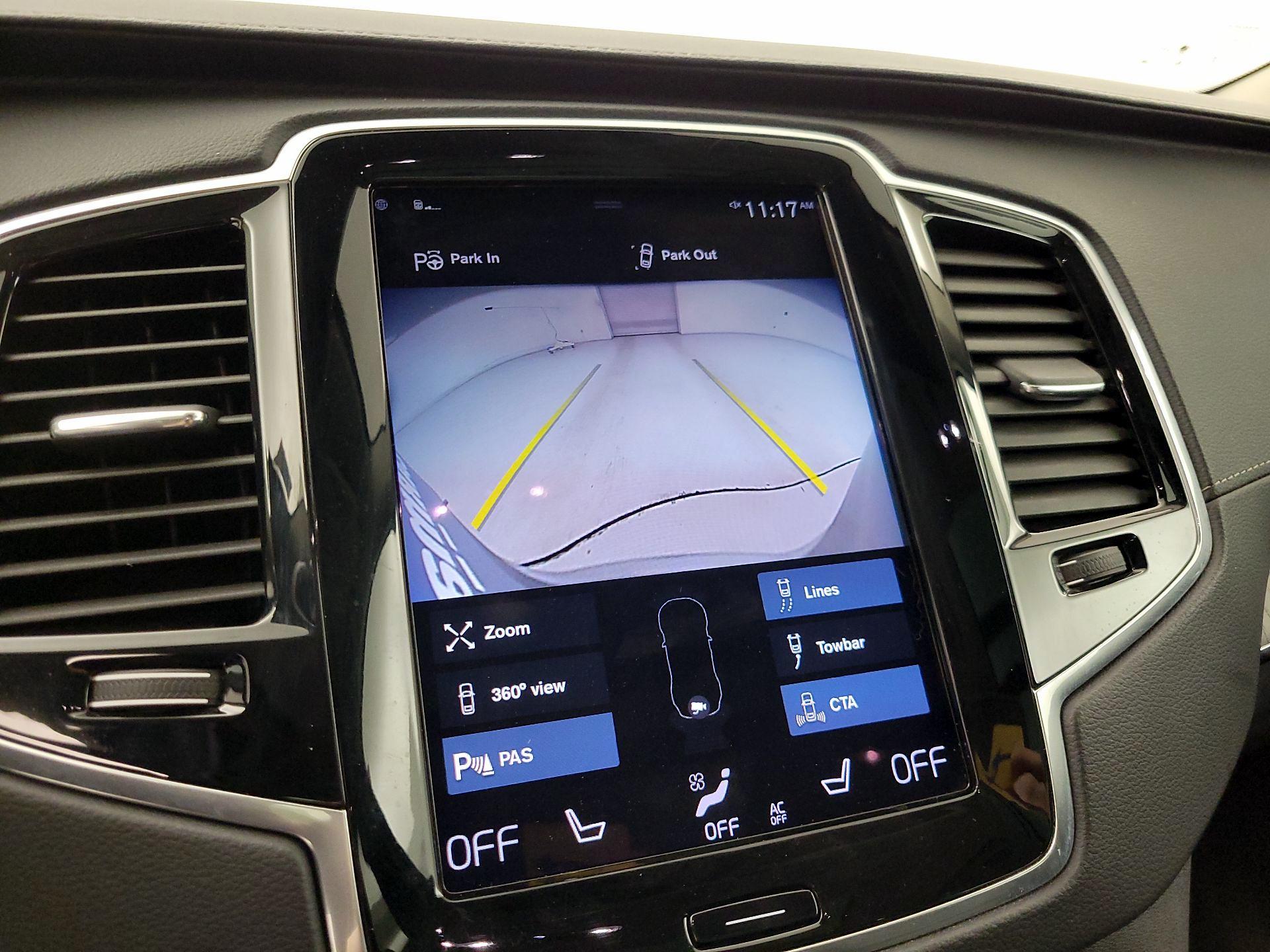 Thumbnail: 2022 Volvo XC90 - 14