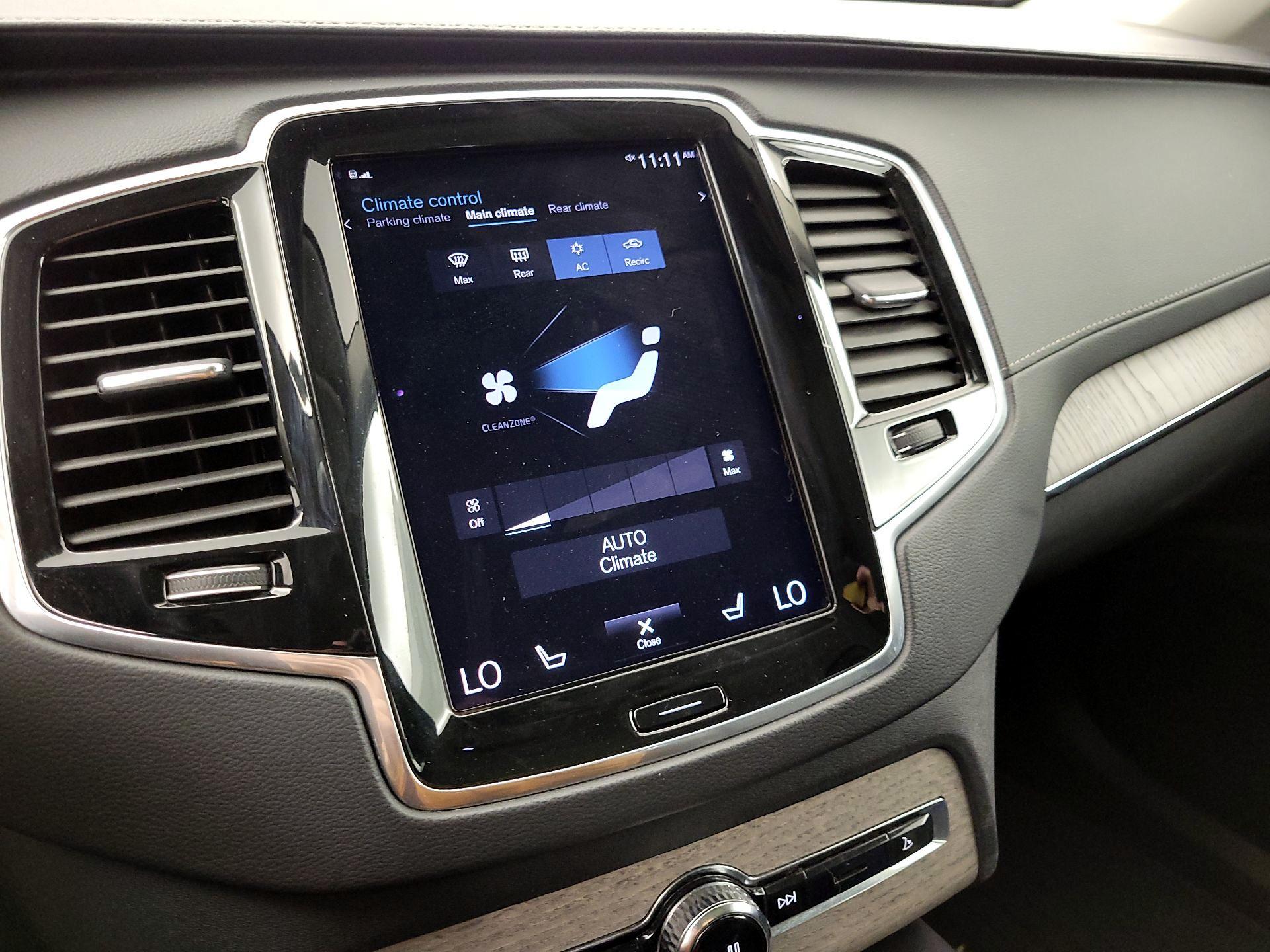 Thumbnail: 2022 Volvo XC90 - 16