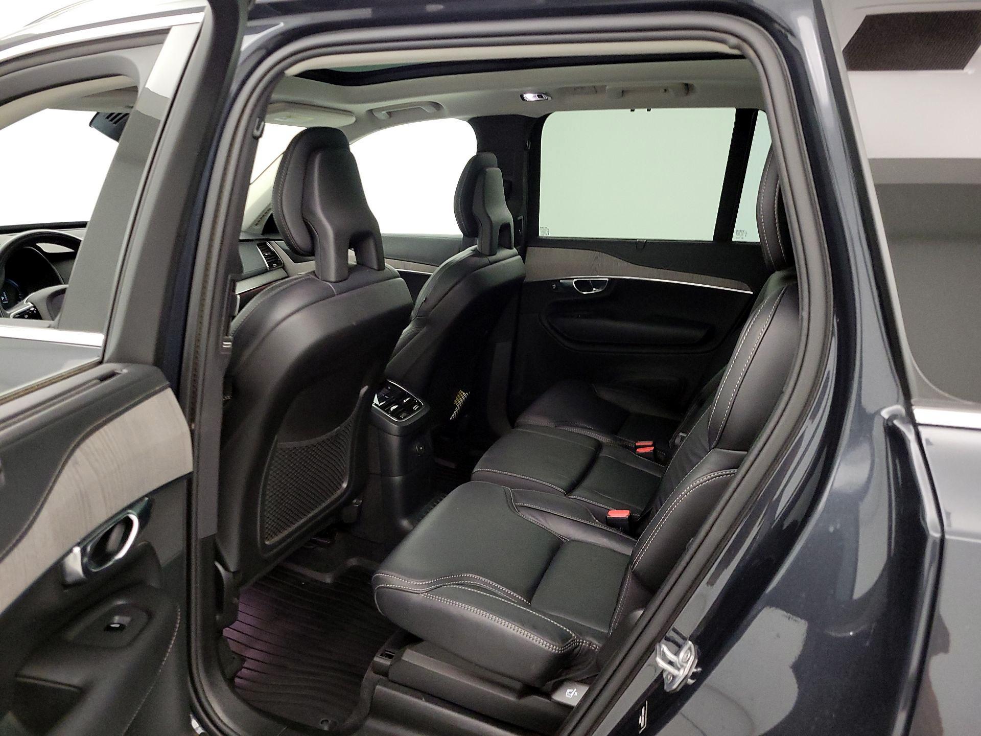 Thumbnail: 2022 Volvo XC90 - 19