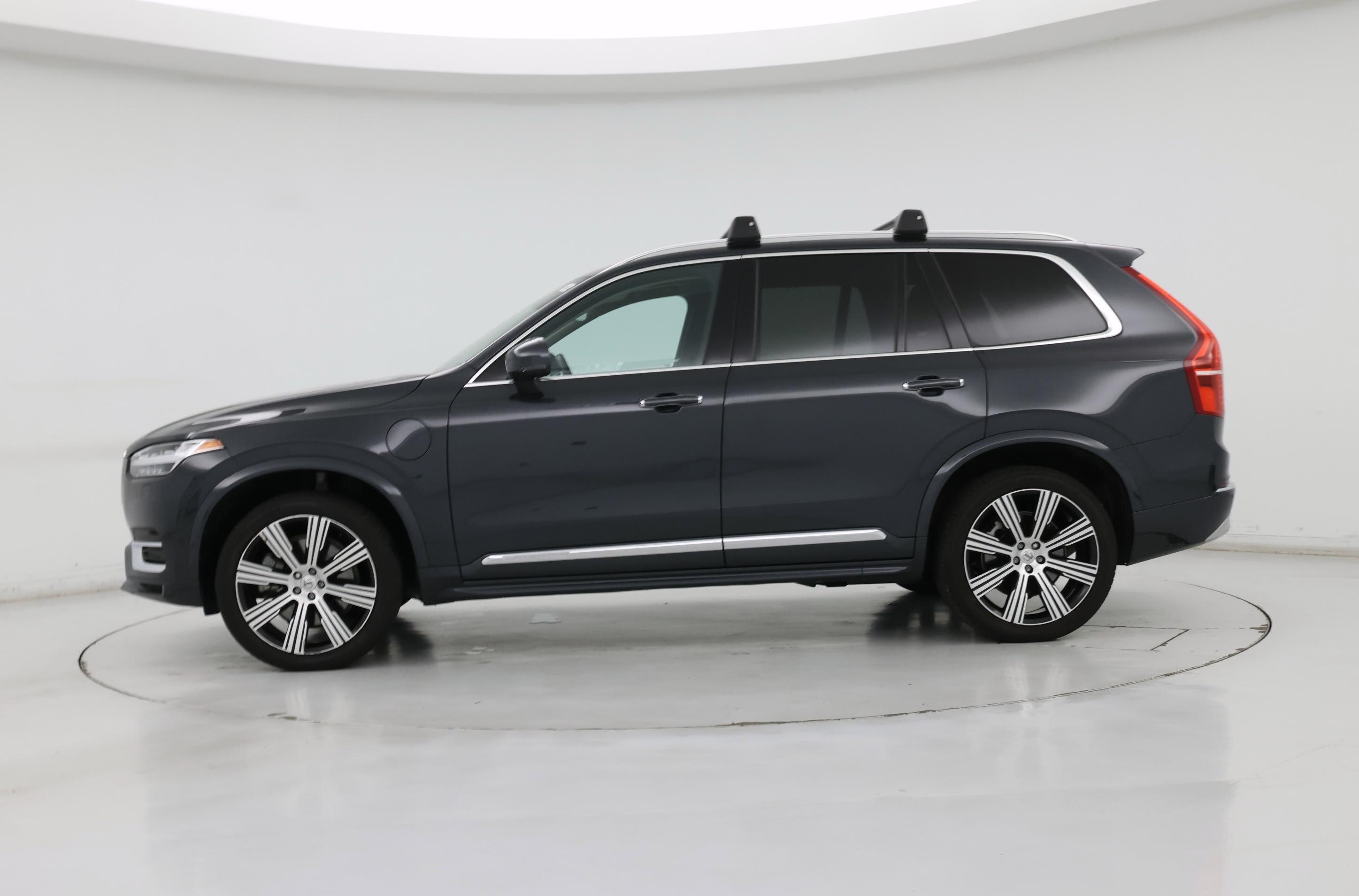 Thumbnail: 2022 Volvo XC90 - 3
