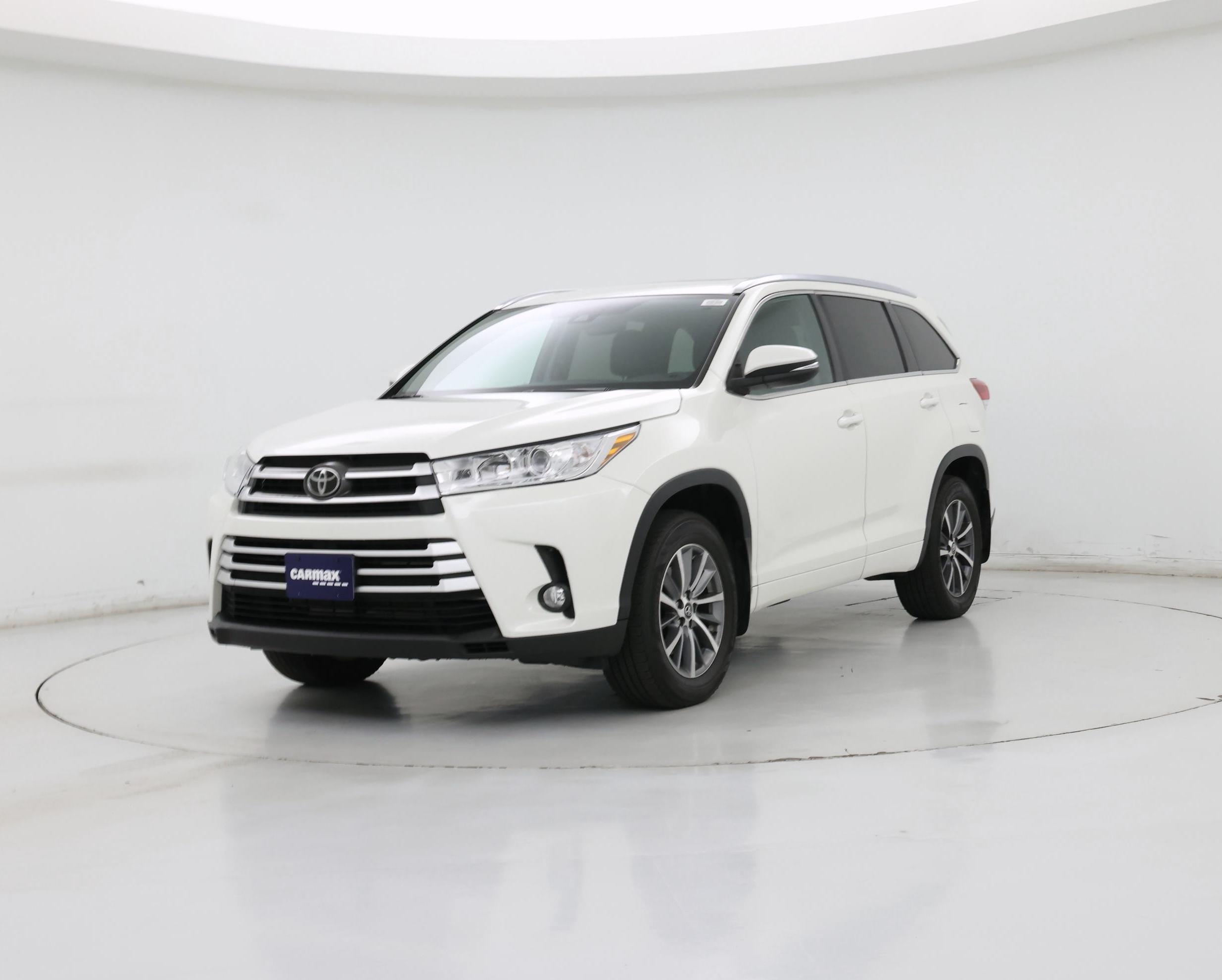 Thumbnail: 2018 Toyota Highlander - 4
