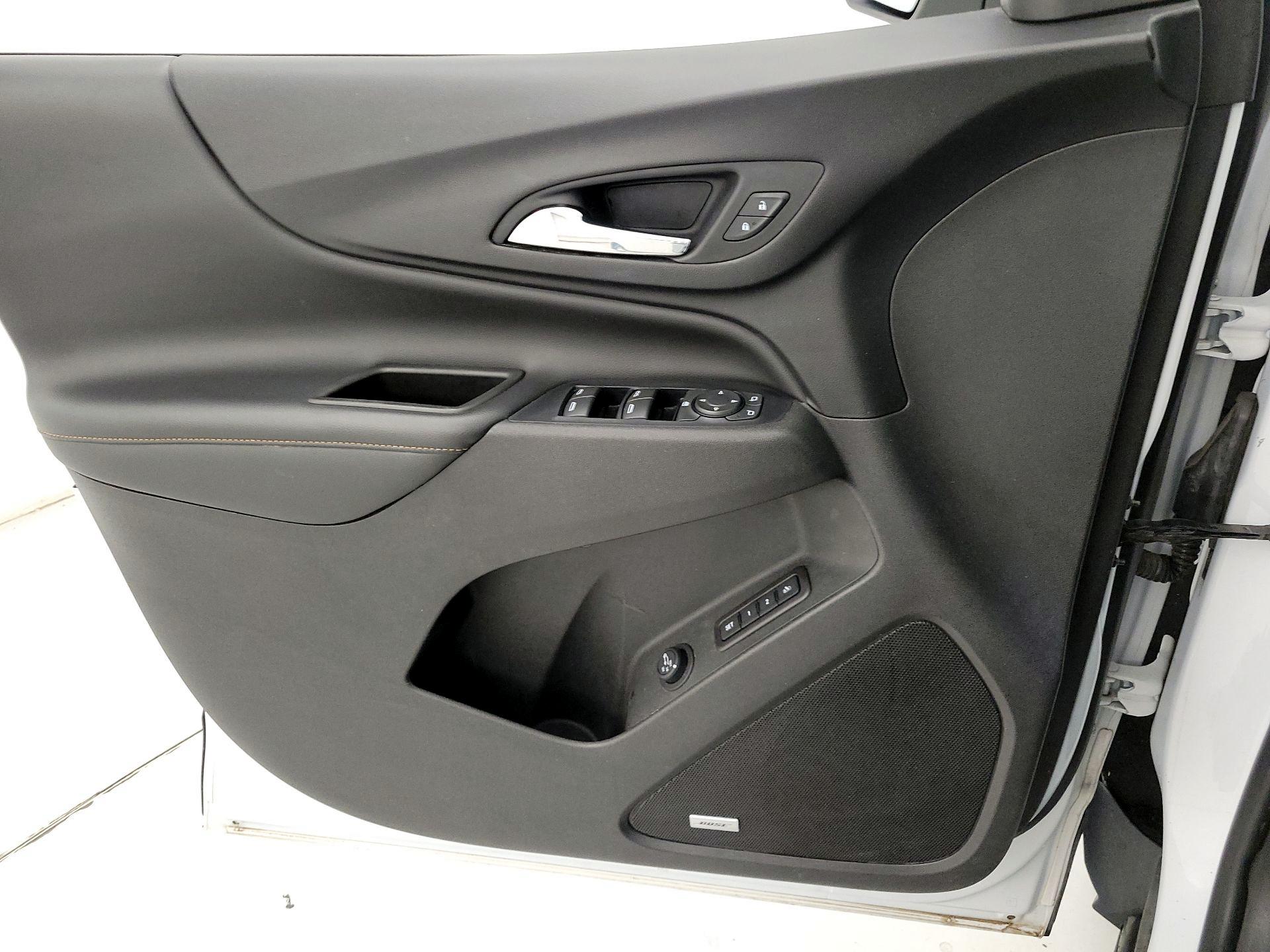 Thumbnail: 2020 Chevrolet Equinox - 12