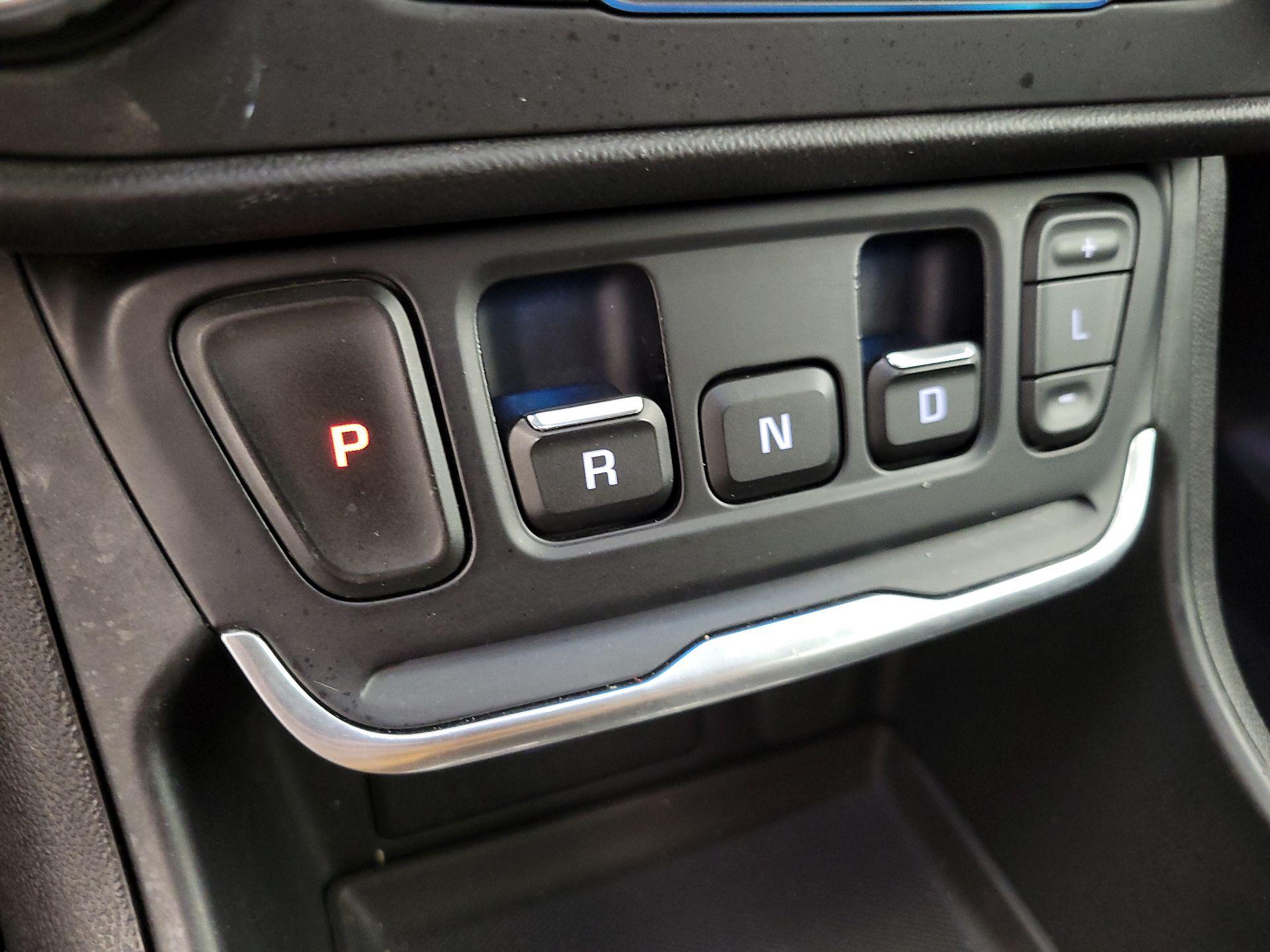 Thumbnail: 2018 GMC Terrain - 17