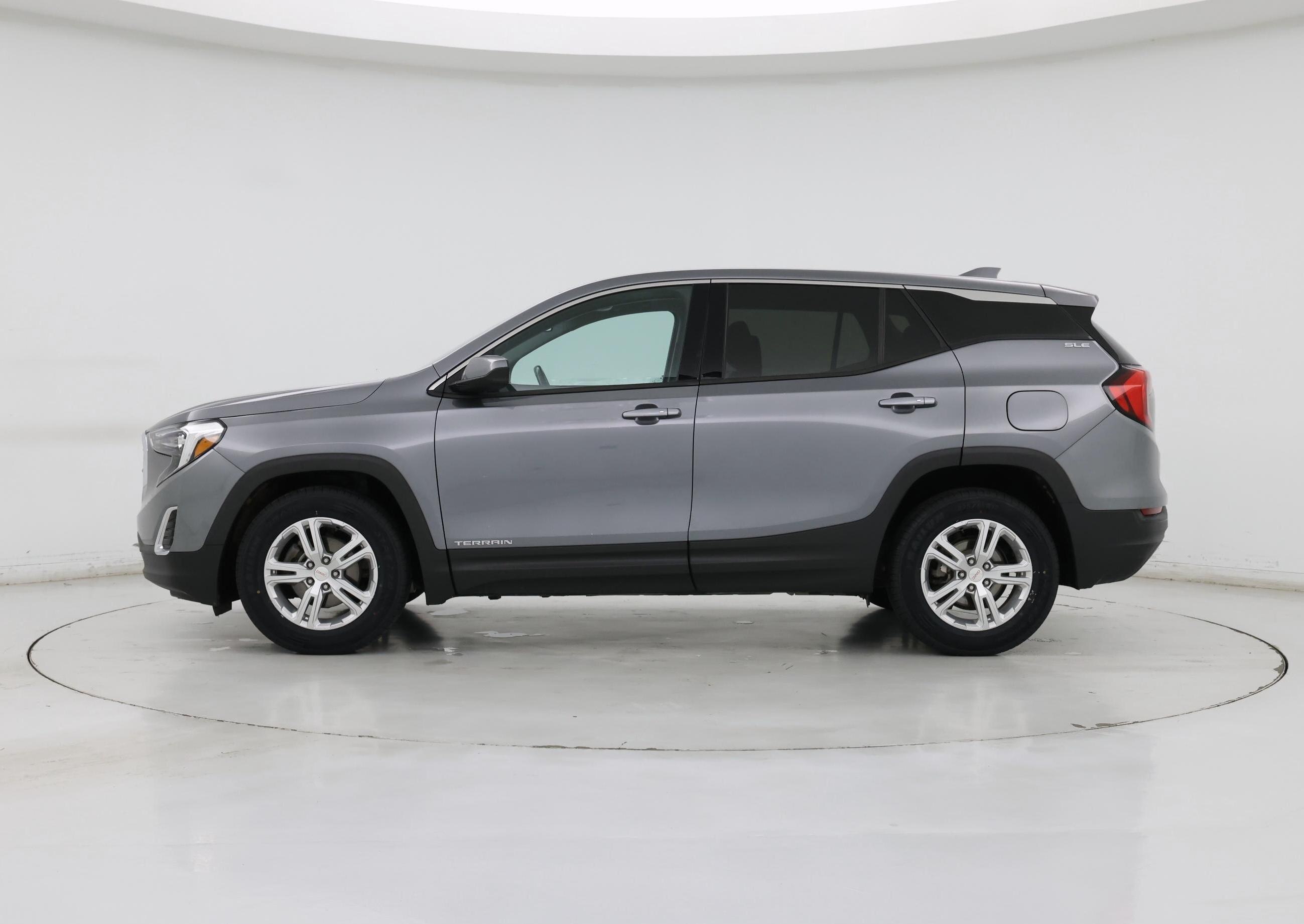 Thumbnail: 2018 GMC Terrain - 3
