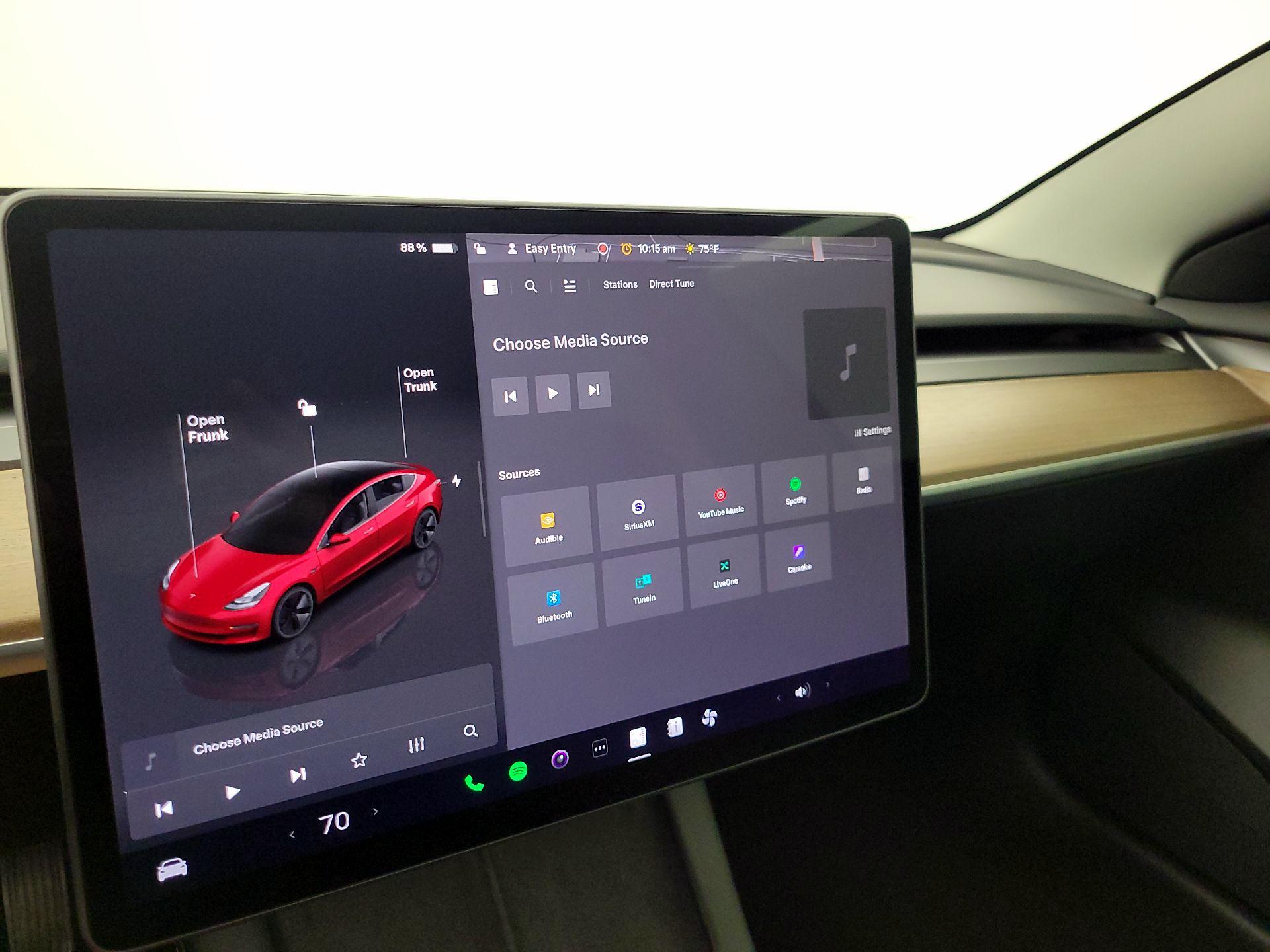 Thumbnail: 2023 Tesla Model 3 - 15