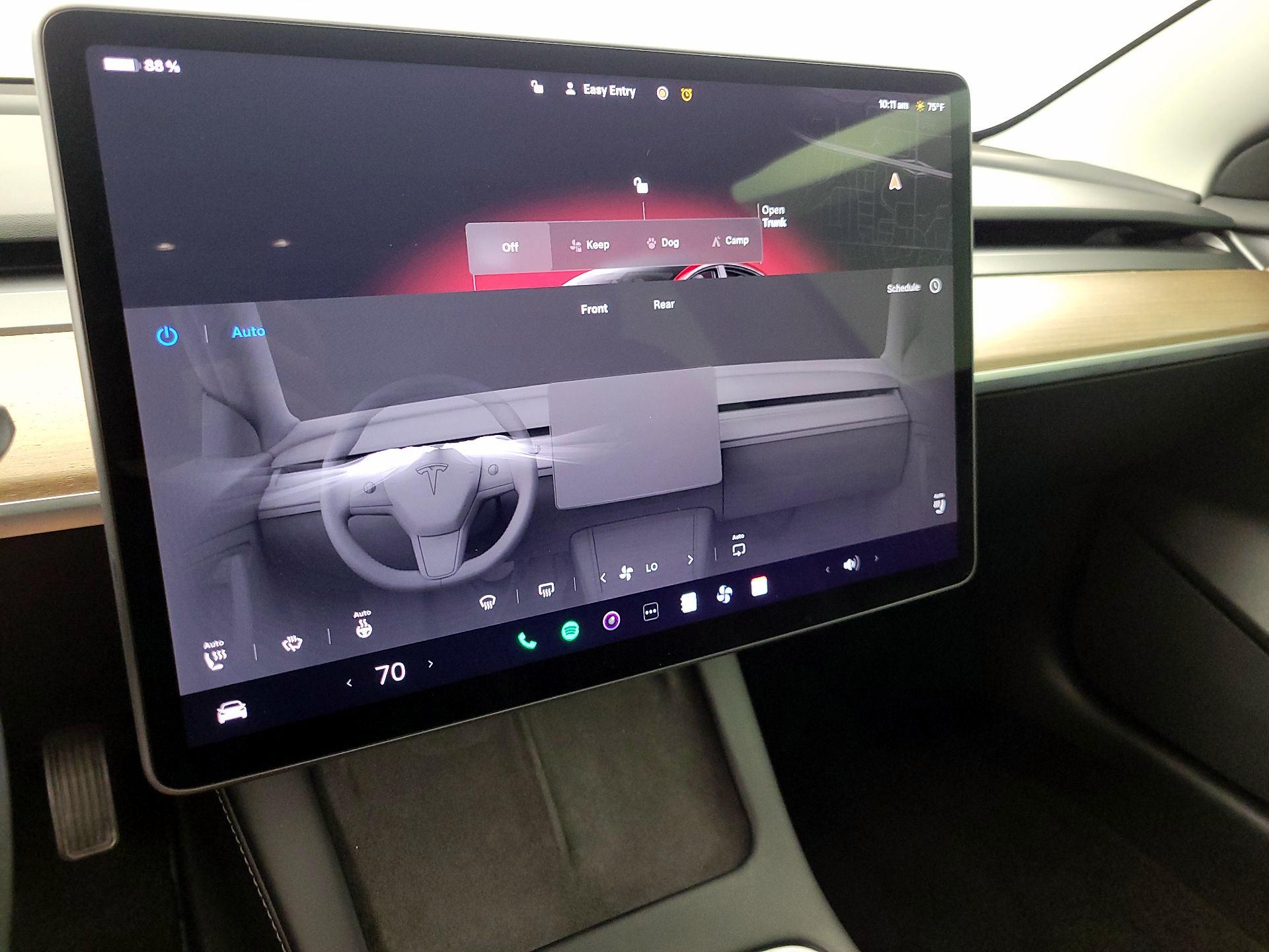Thumbnail: 2023 Tesla Model 3 - 16