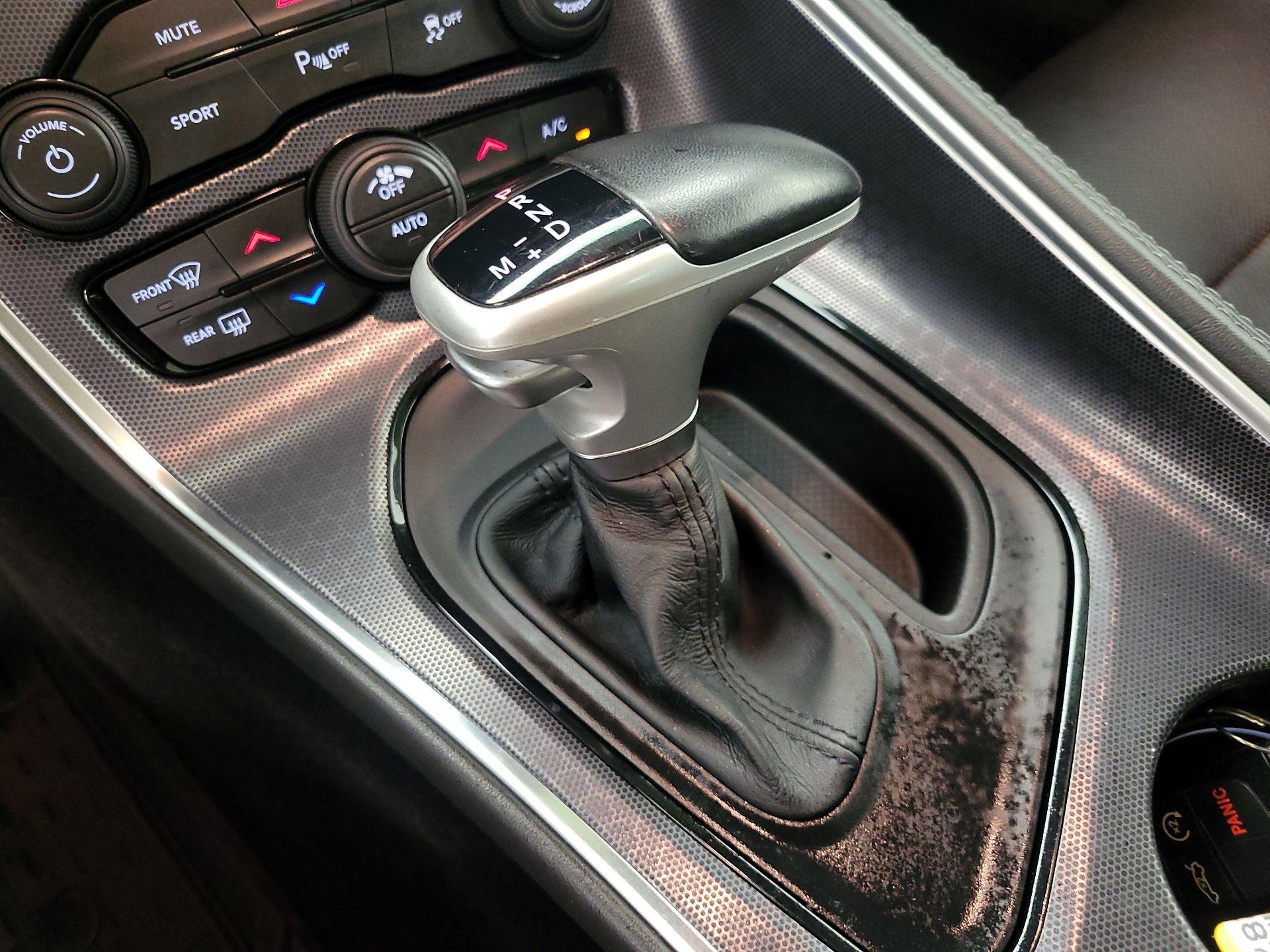 Thumbnail: 2018 Dodge Challenger - 17