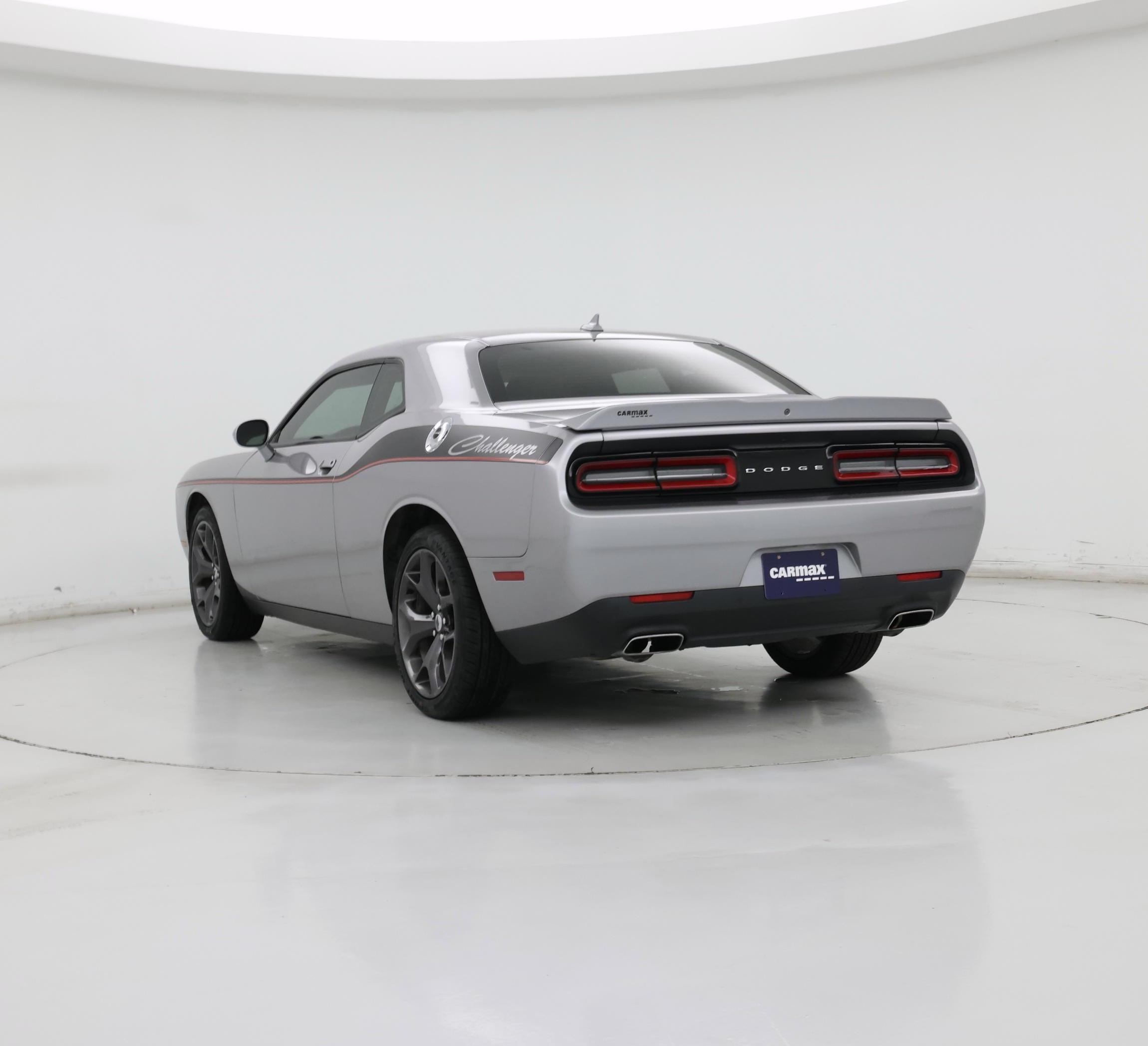 Thumbnail: 2018 Dodge Challenger - 2