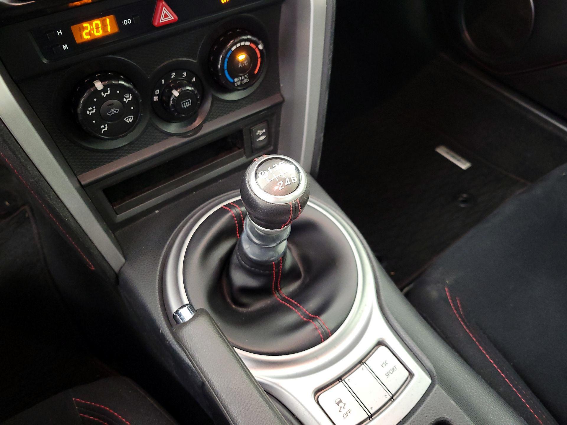 Thumbnail: 2014 Scion FR-S - 16