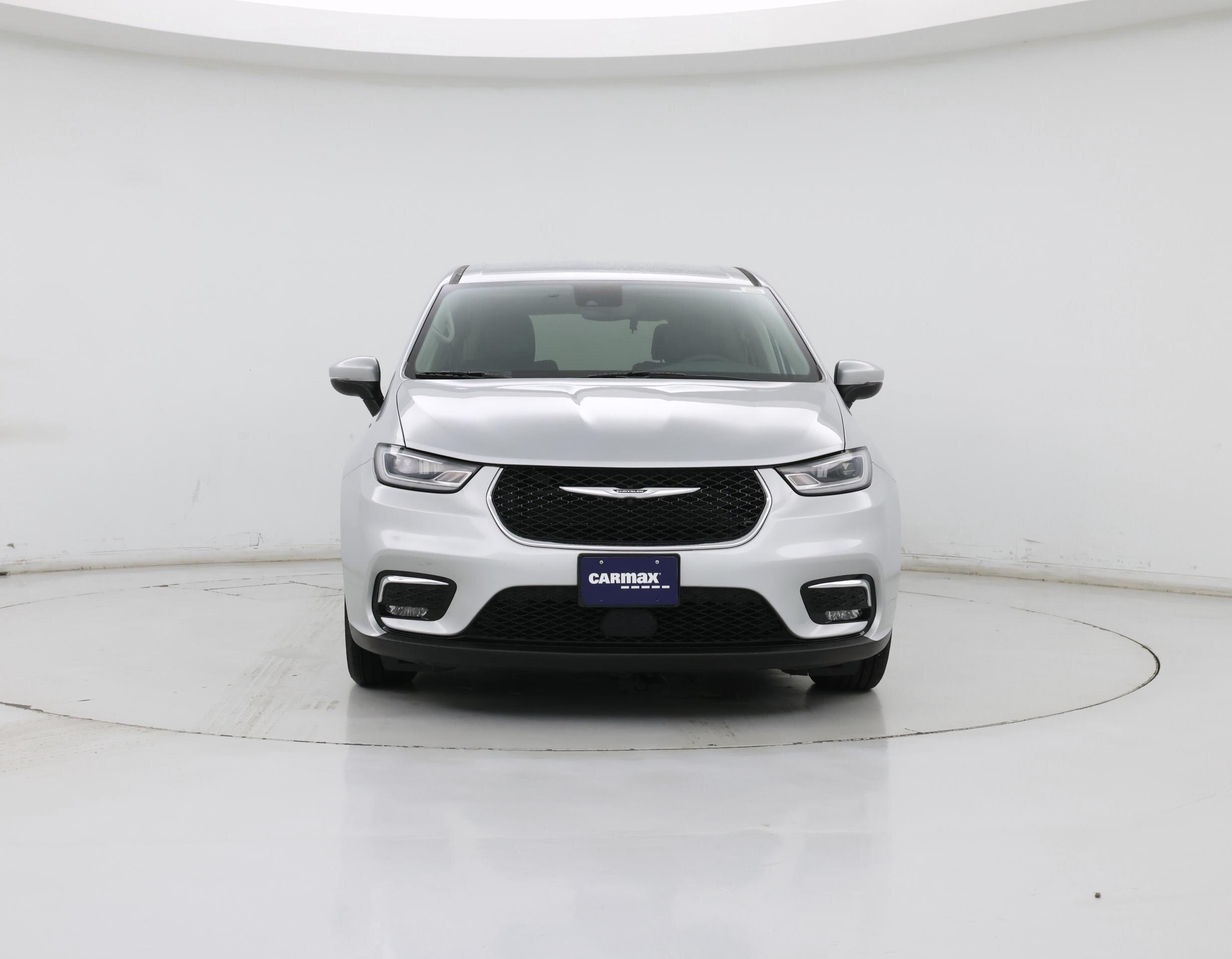 Thumbnail: 2023 Chrysler Pacifica - 5