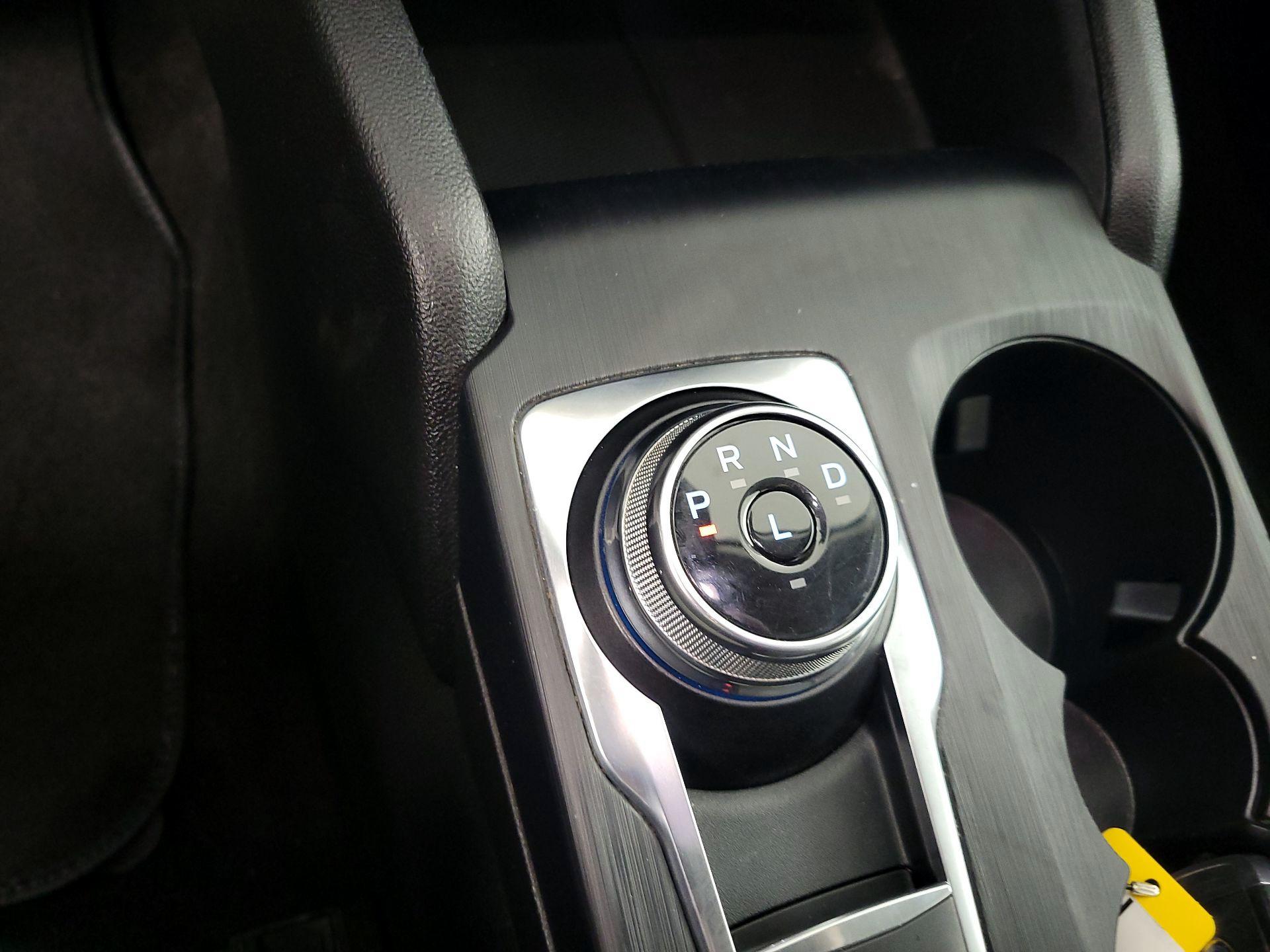 Thumbnail: 2022 Ford Escape - 17