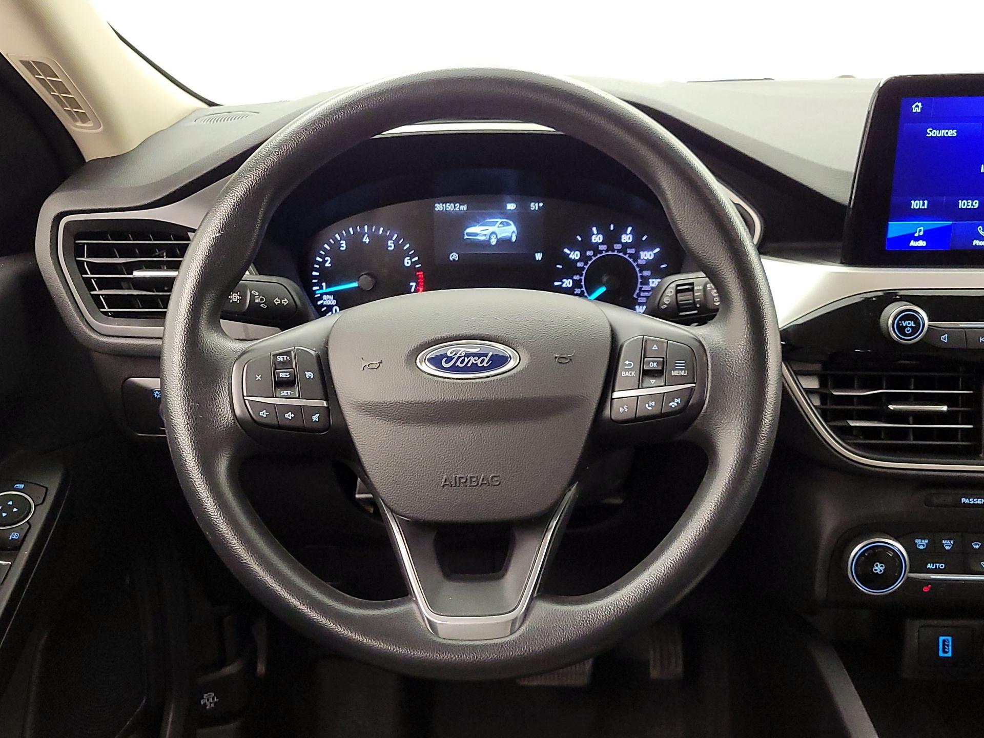 Thumbnail: 2020 Ford Escape - 10