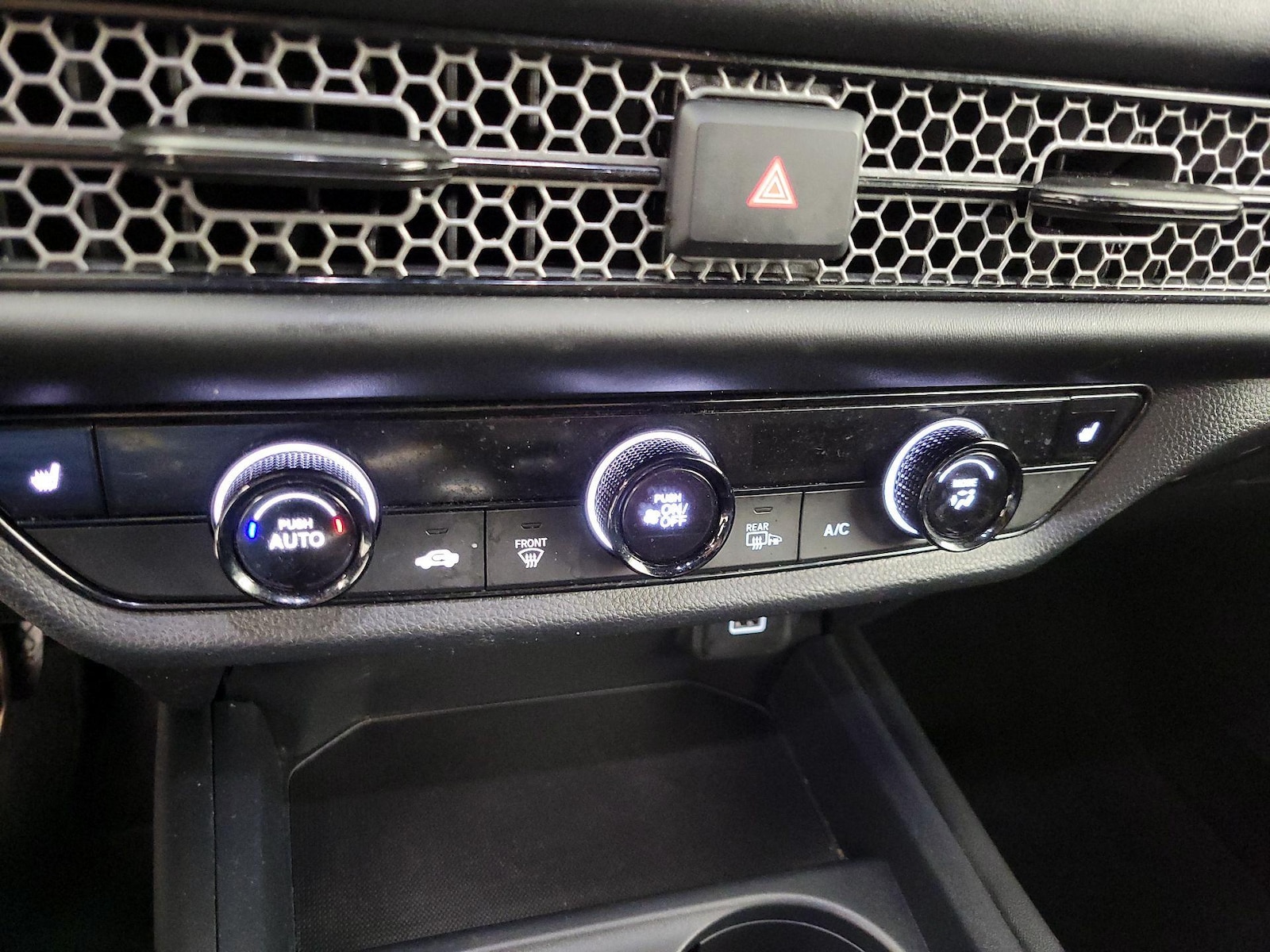 2024 Honda HR-V Sport - Photo 17