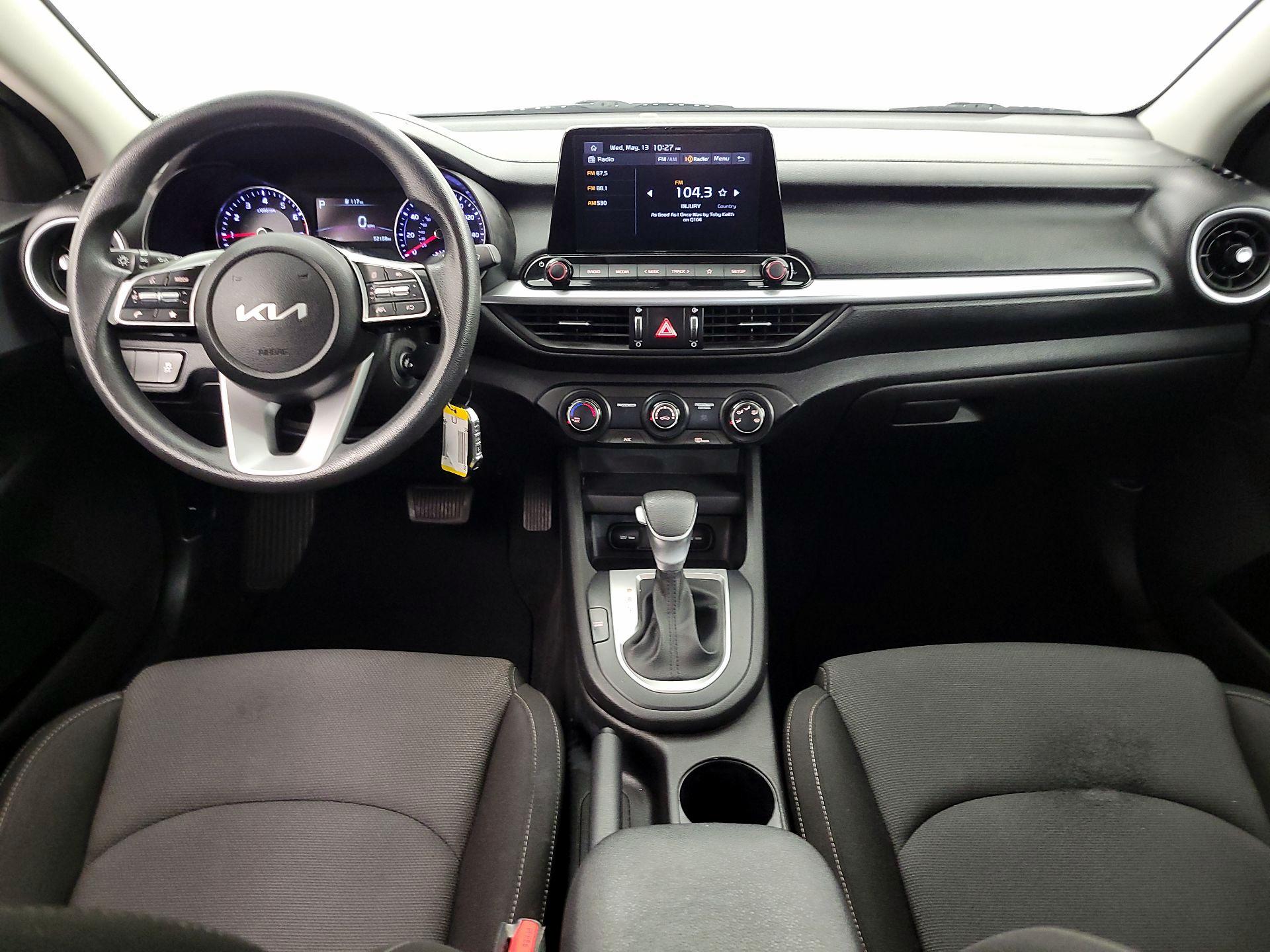 Thumbnail: 2023 Kia Forte - 9