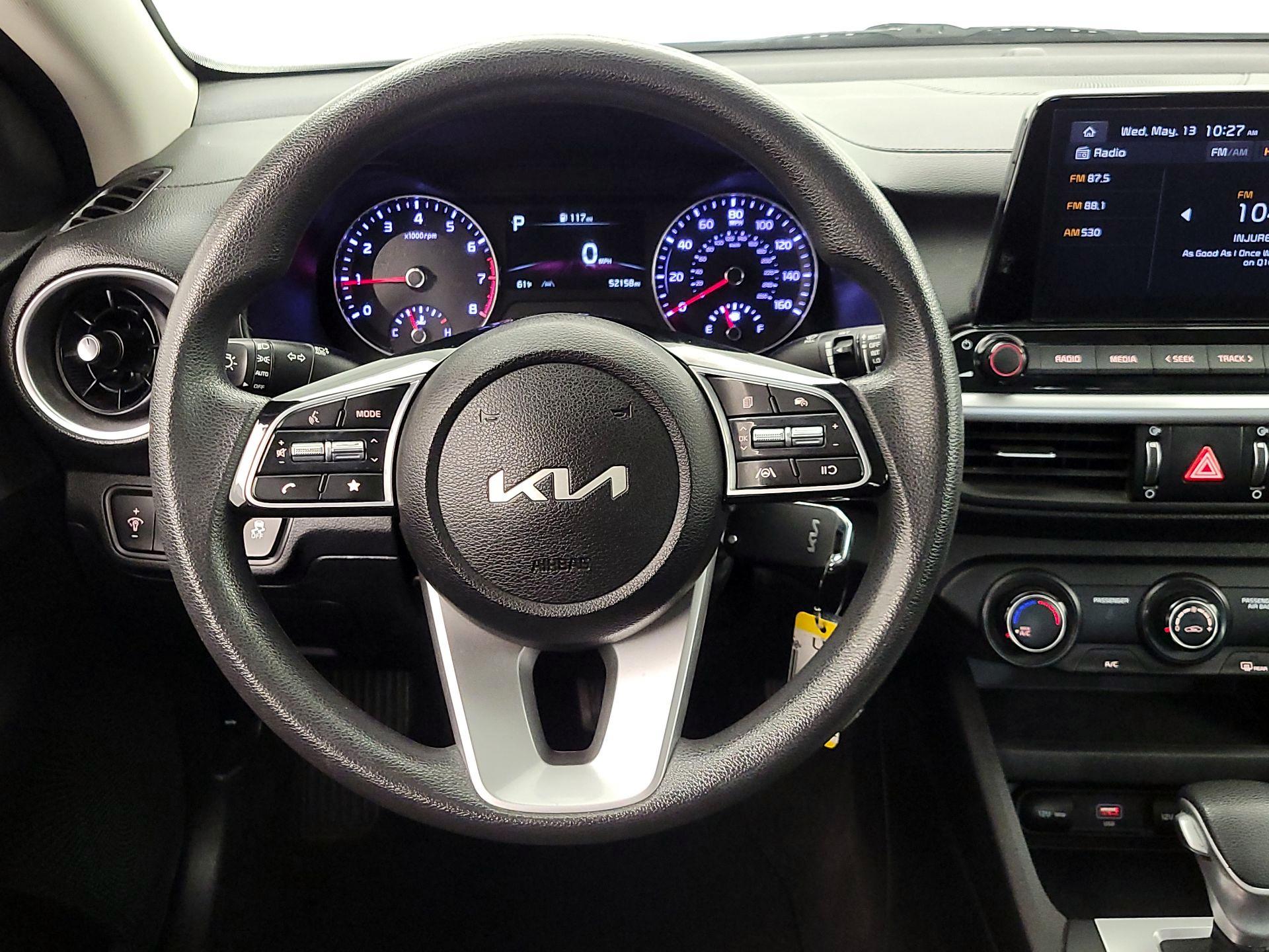 Thumbnail: 2023 Kia Forte - 10