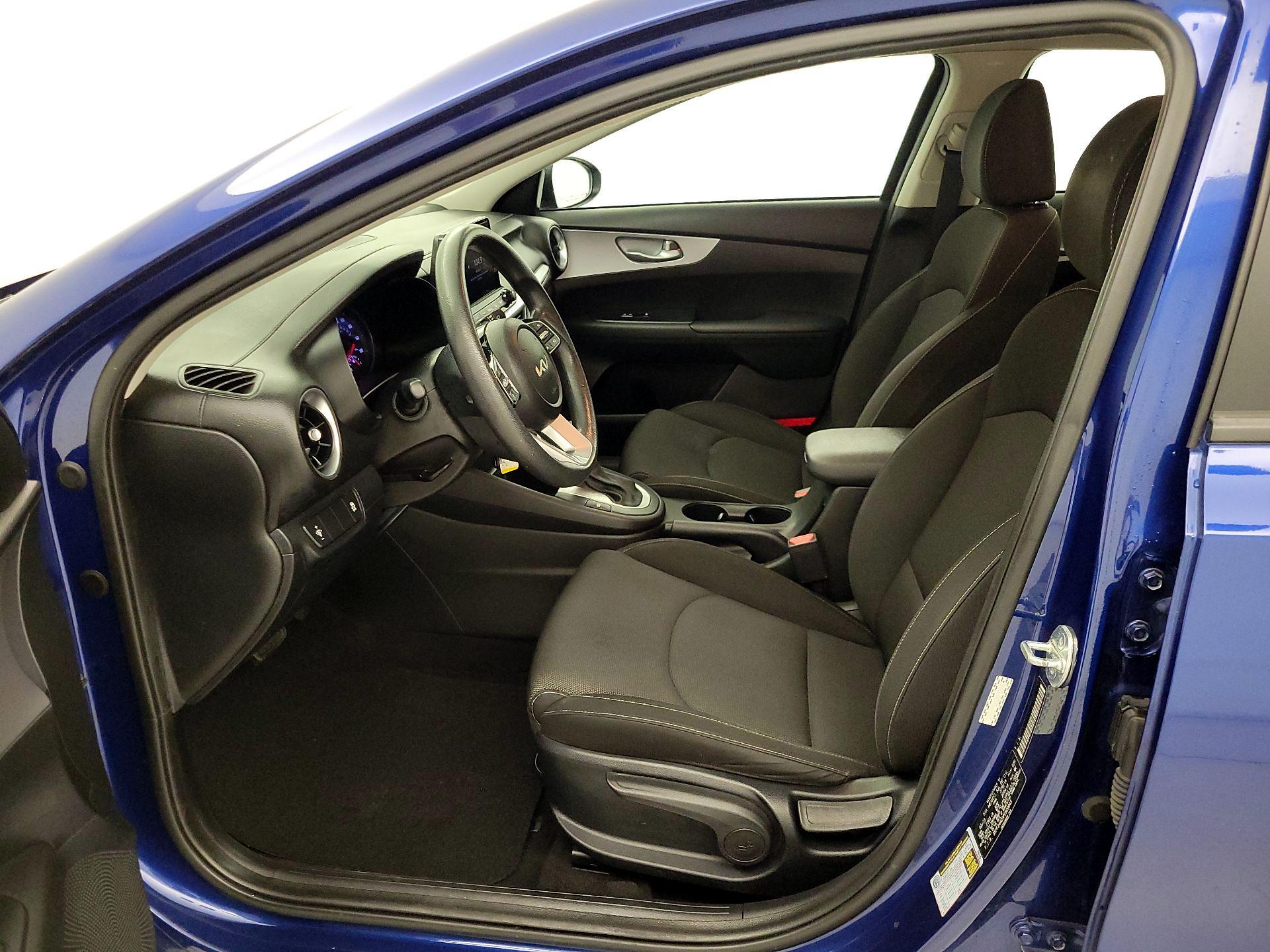 Thumbnail: 2023 Kia Forte - 11