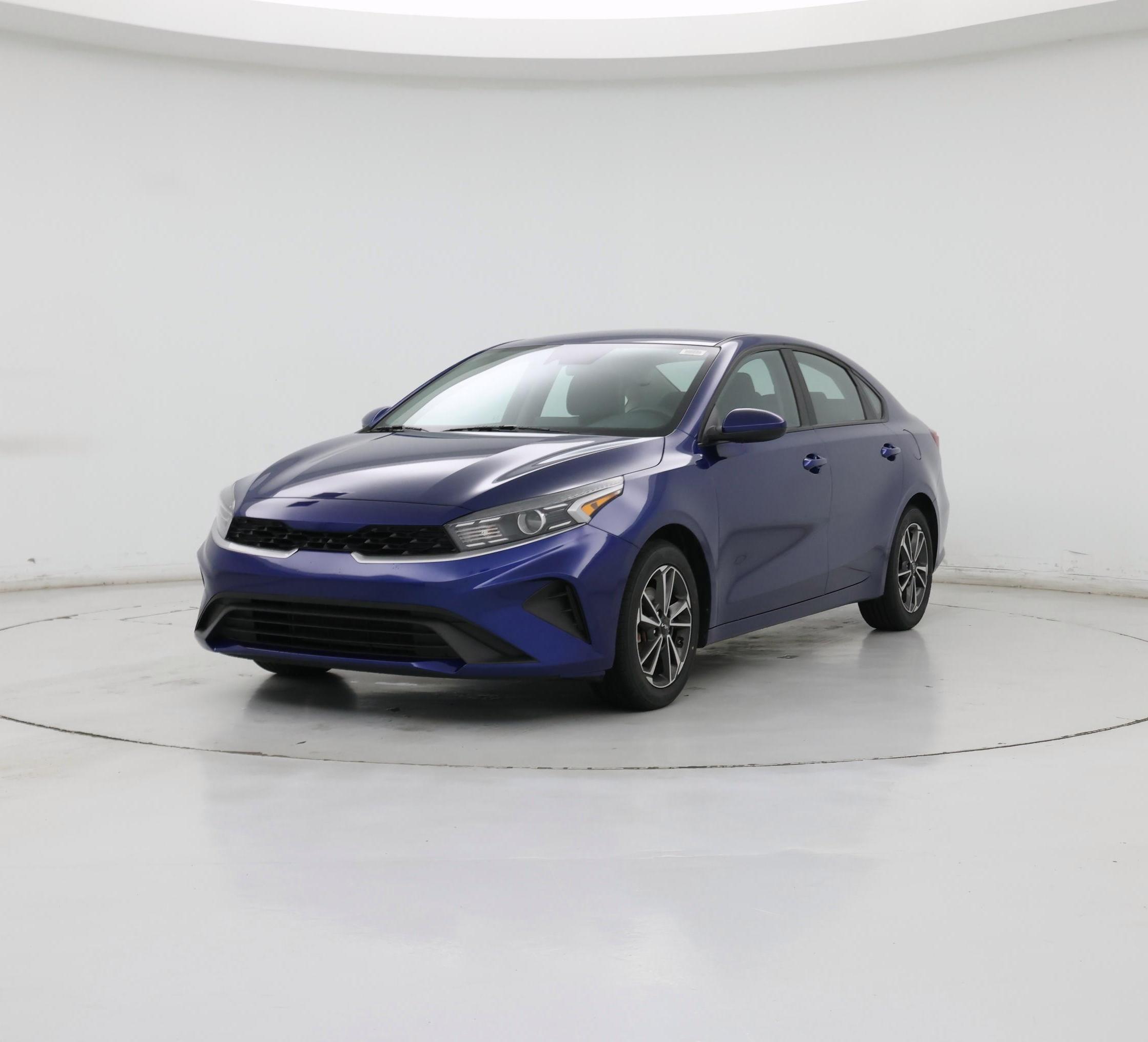 Thumbnail: 2023 Kia Forte - 4