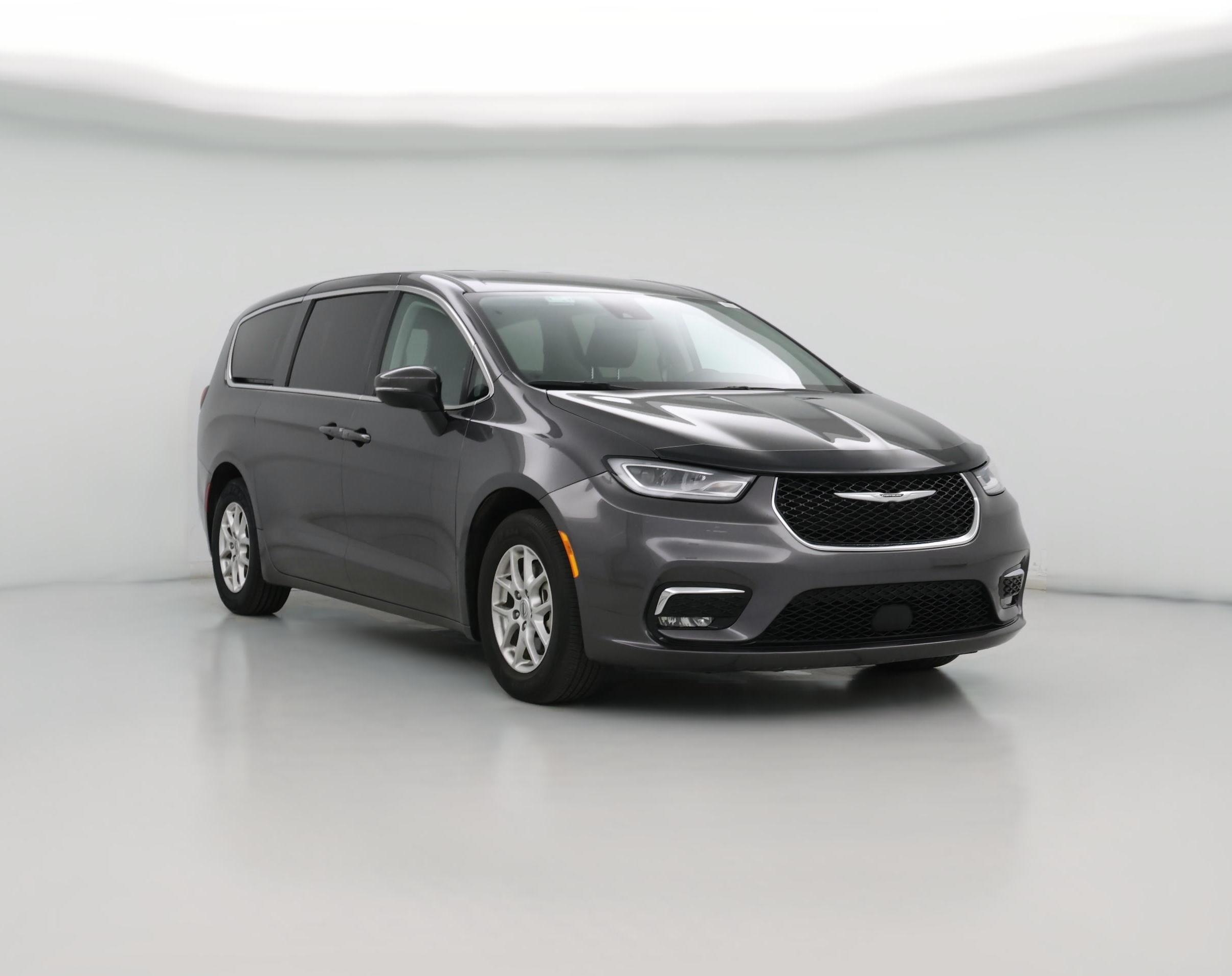 Thumbnail: 2023 Chrysler Pacifica - 1