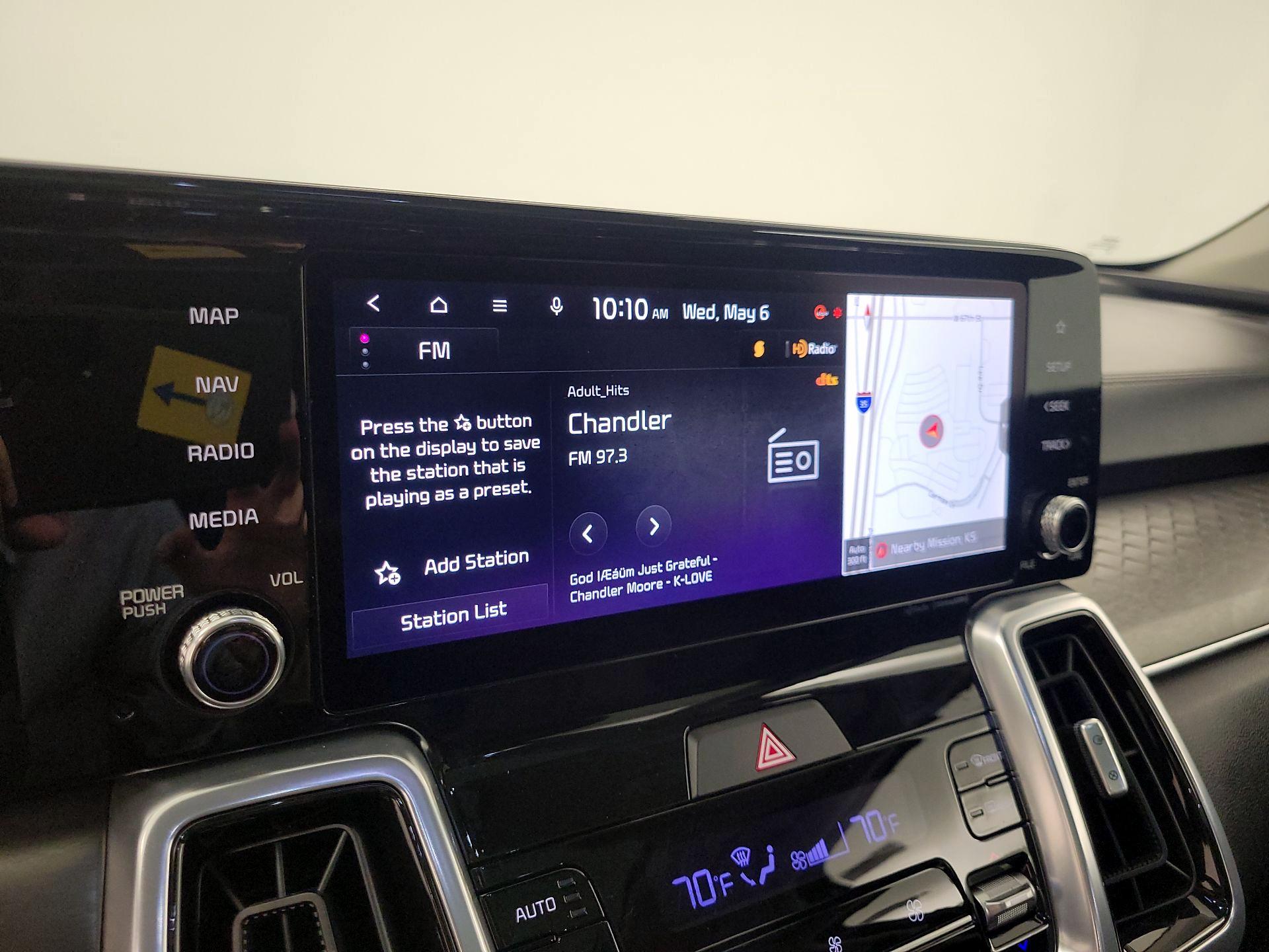 Thumbnail: 2023 Kia Sorento - 16