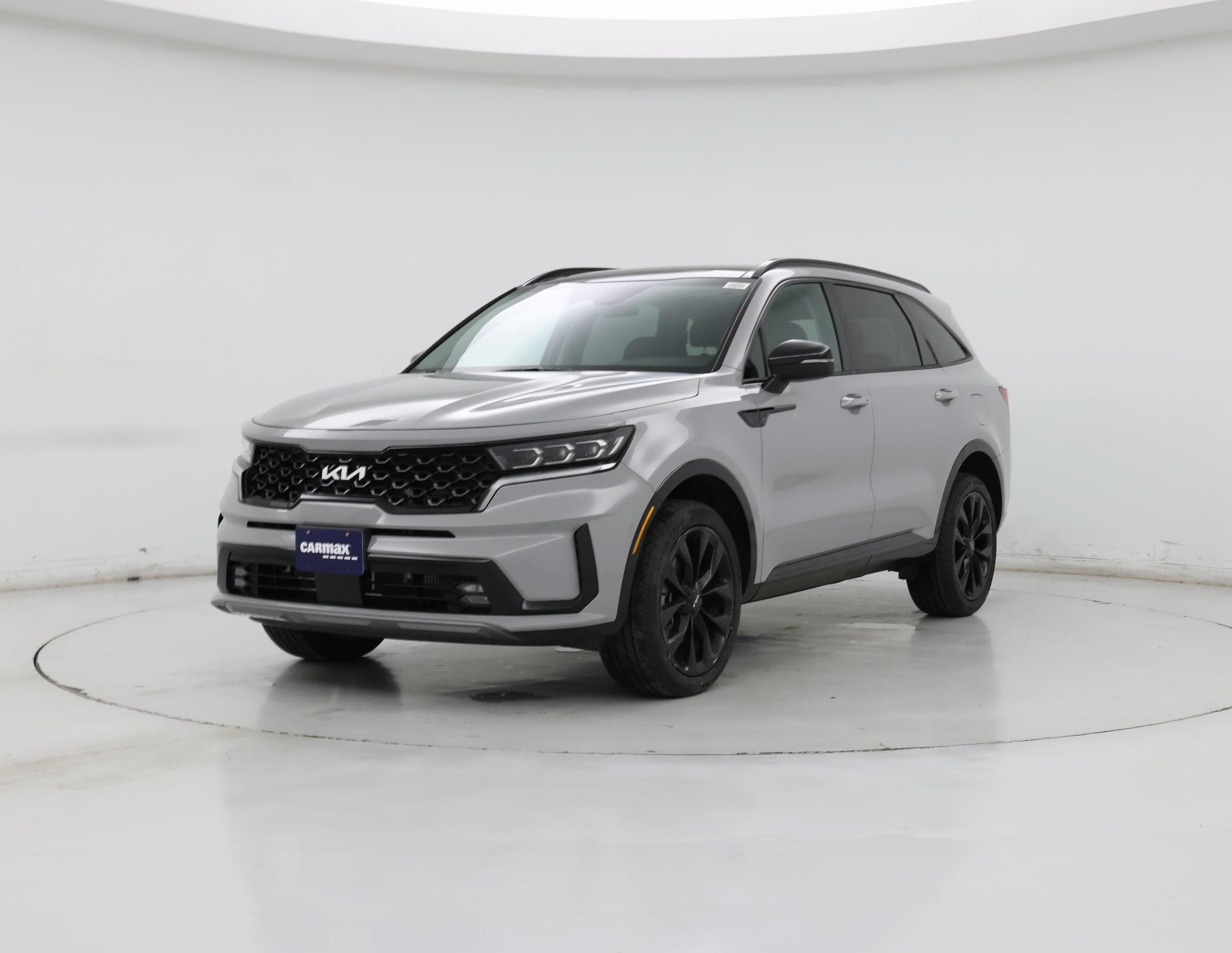 Thumbnail: 2023 Kia Sorento - 4