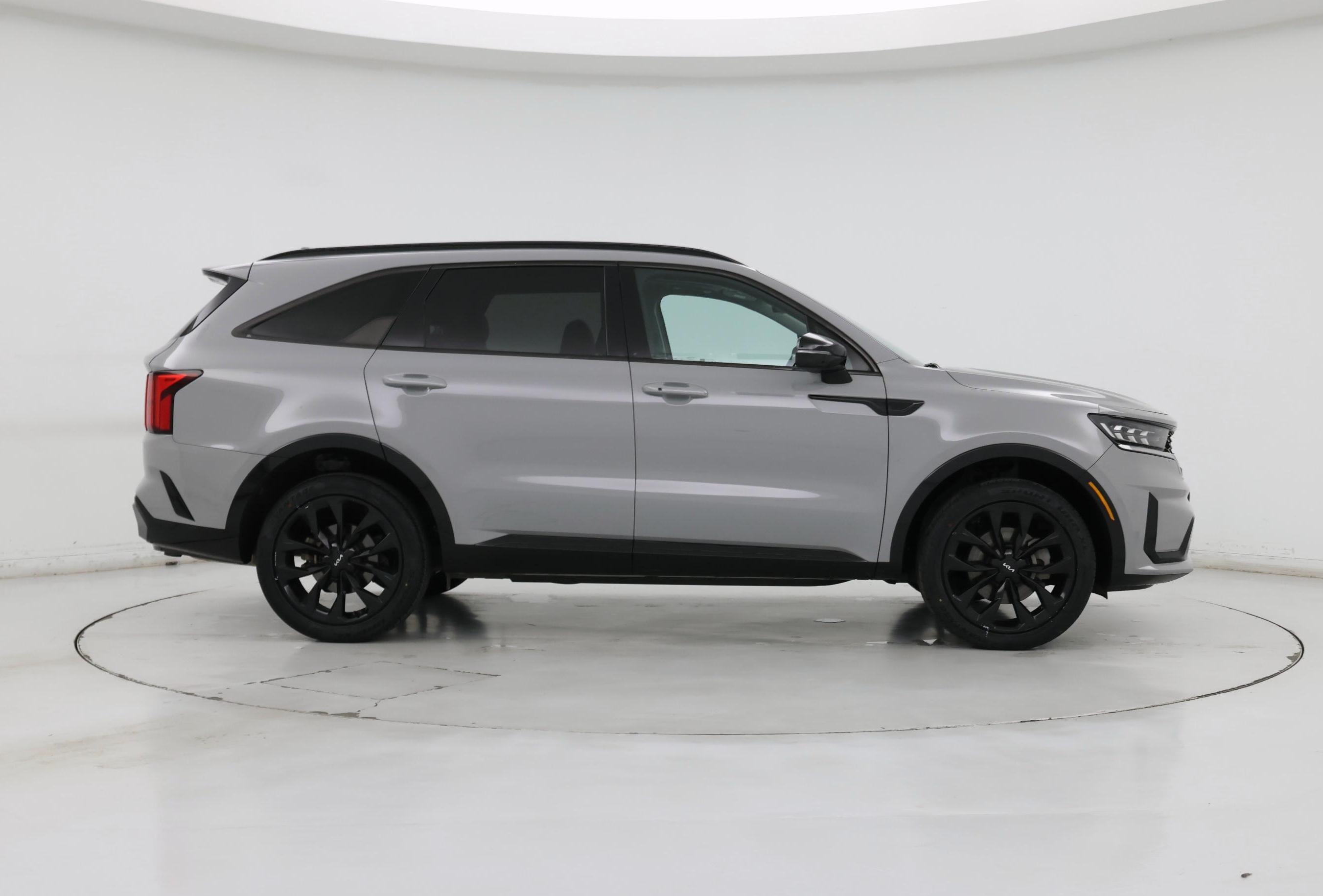 Thumbnail: 2023 Kia Sorento - 7