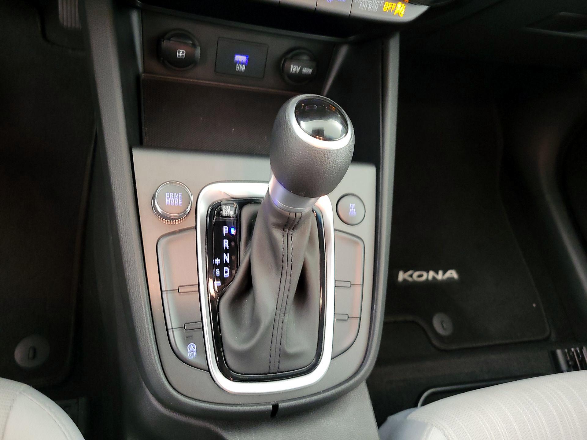 Thumbnail: 2022 Hyundai Kona - 17