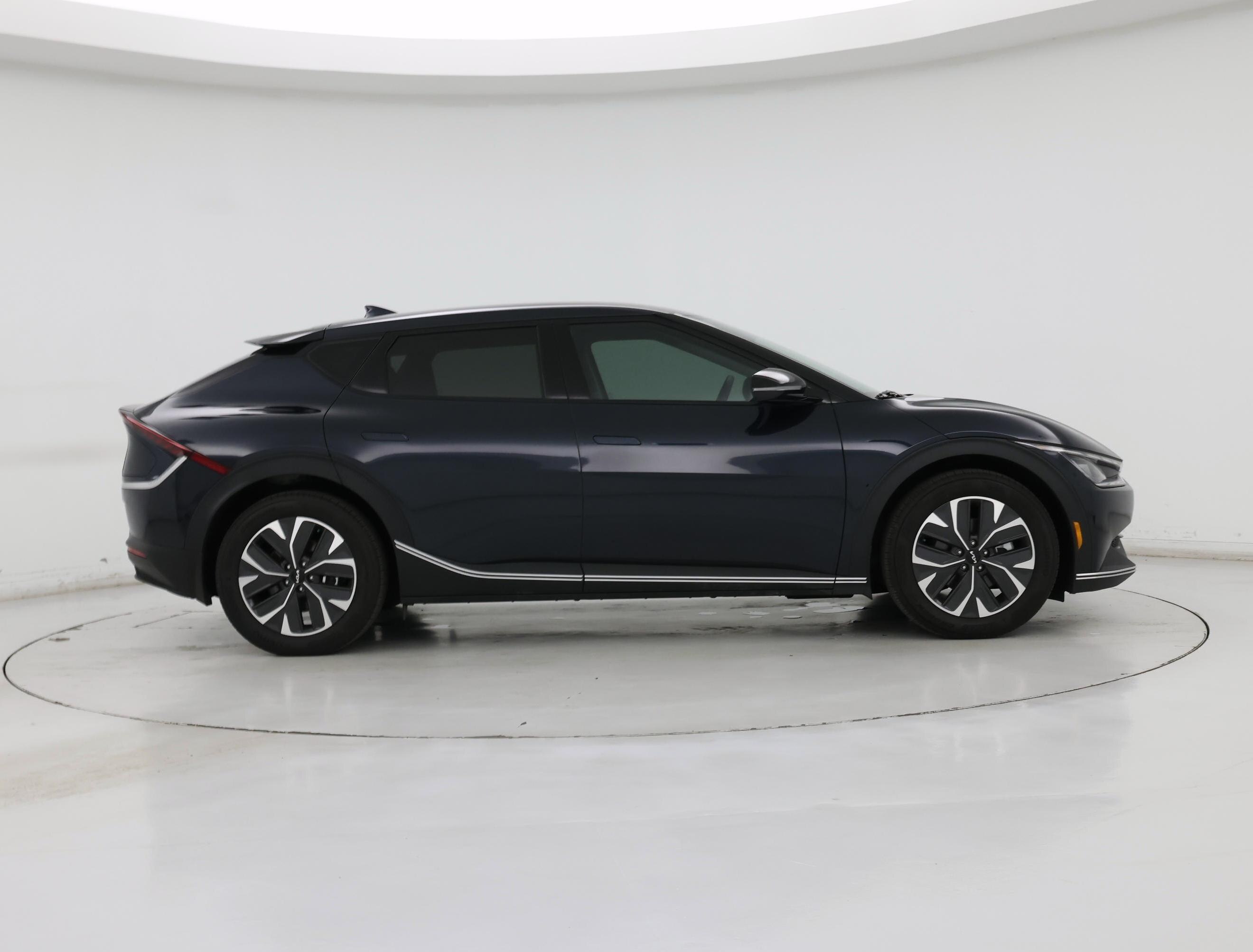 Thumbnail: 2024 Kia EV6 - 7