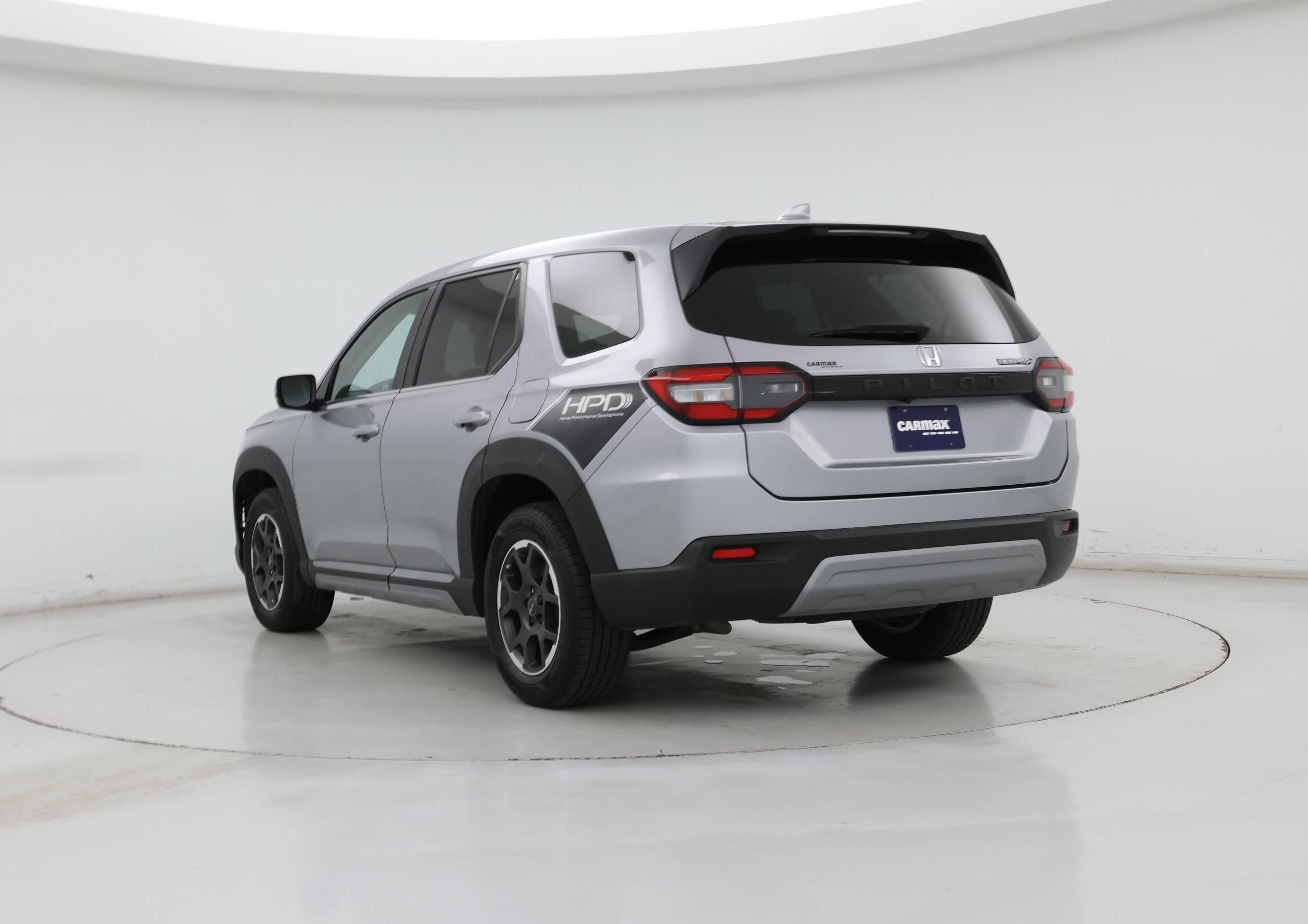 Thumbnail: 2023 Honda Pilot - 2