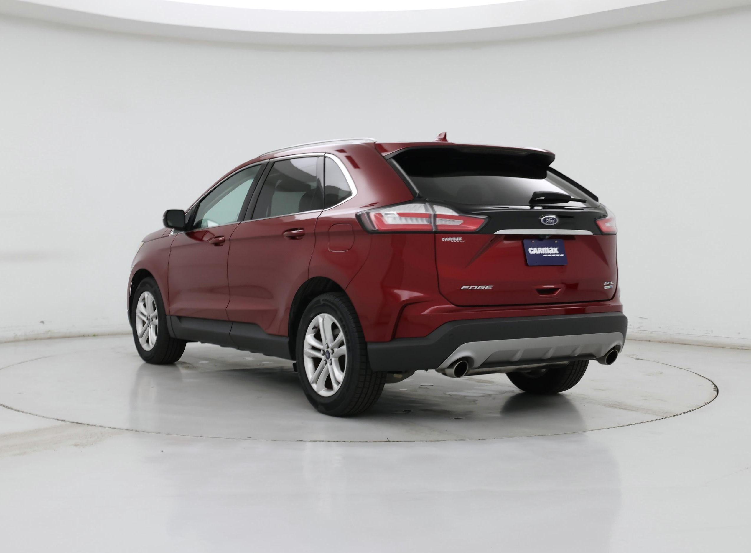 Thumbnail: 2019 Ford Edge - 2