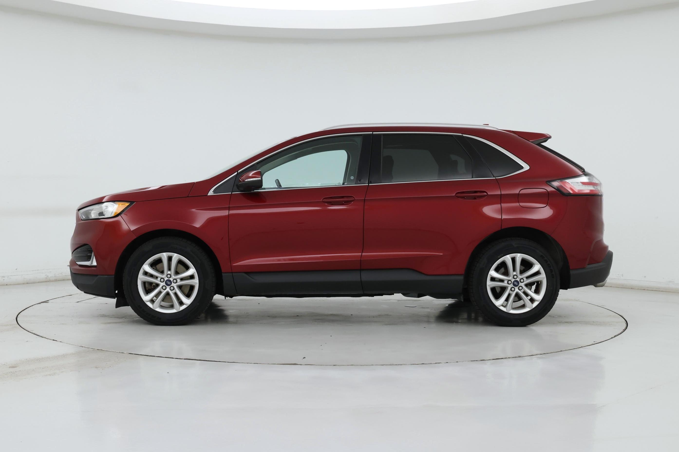Thumbnail: 2019 Ford Edge - 3