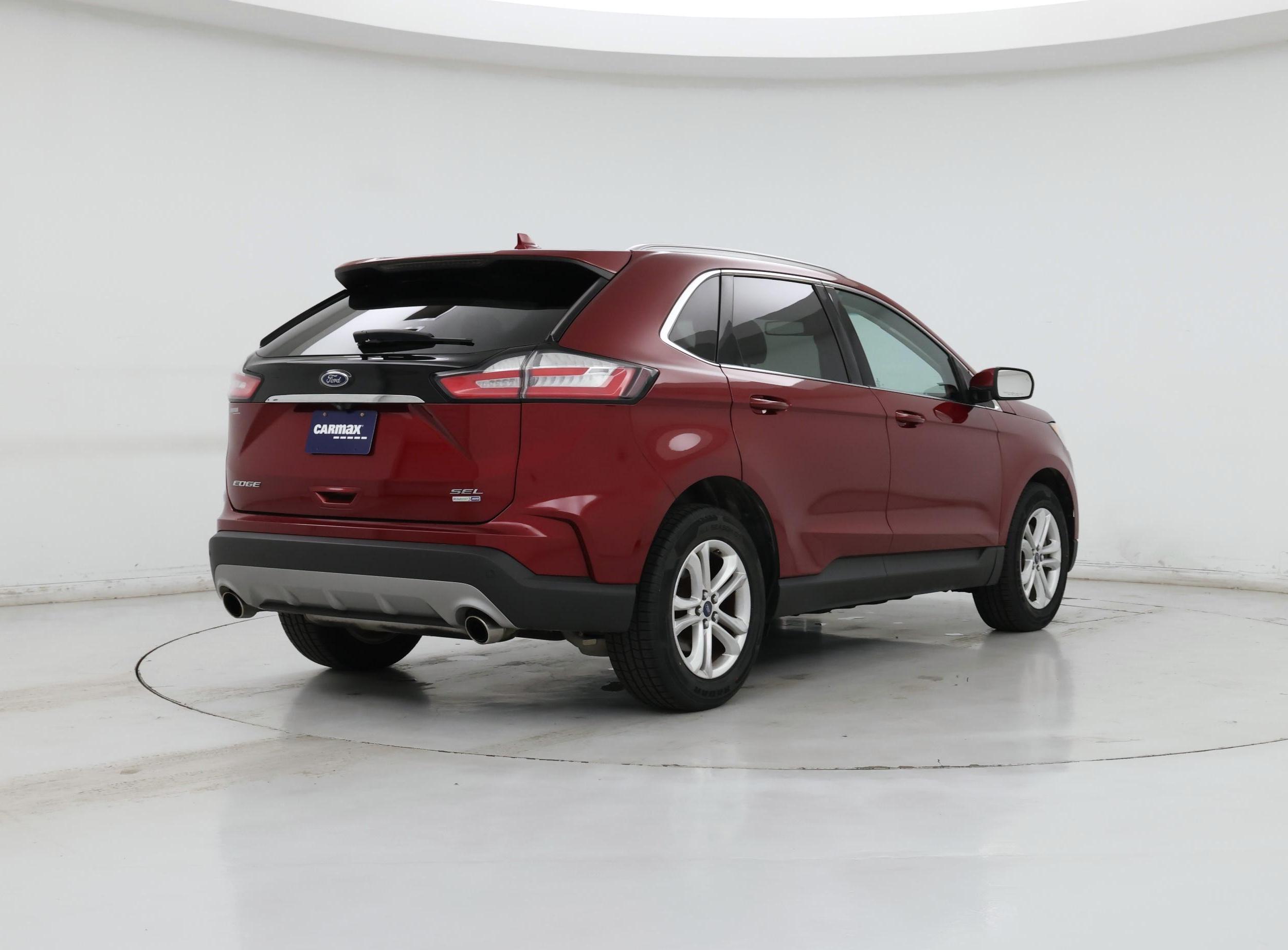 Thumbnail: 2019 Ford Edge - 8