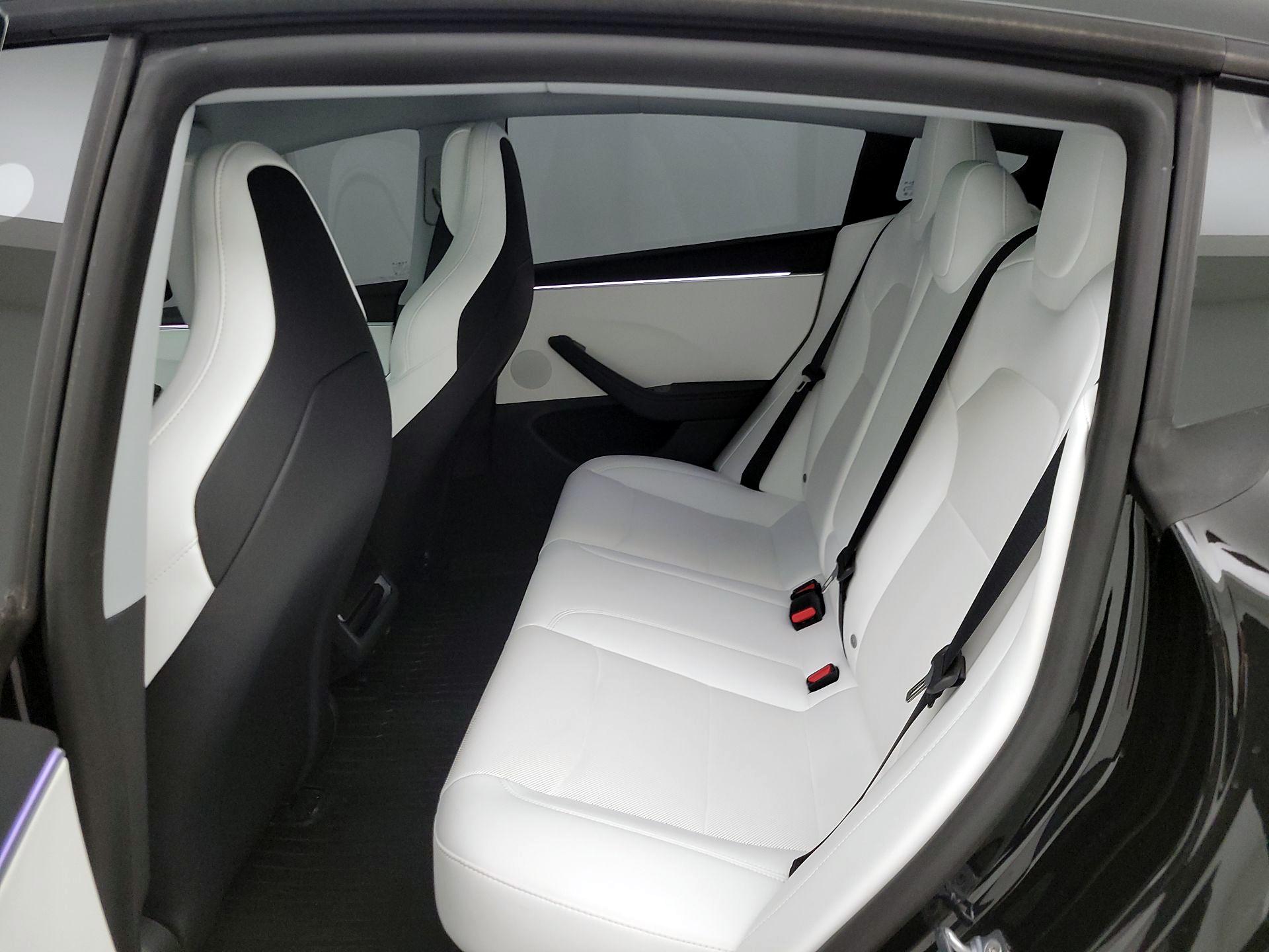 Thumbnail: 2024 Tesla Model 3 - 18