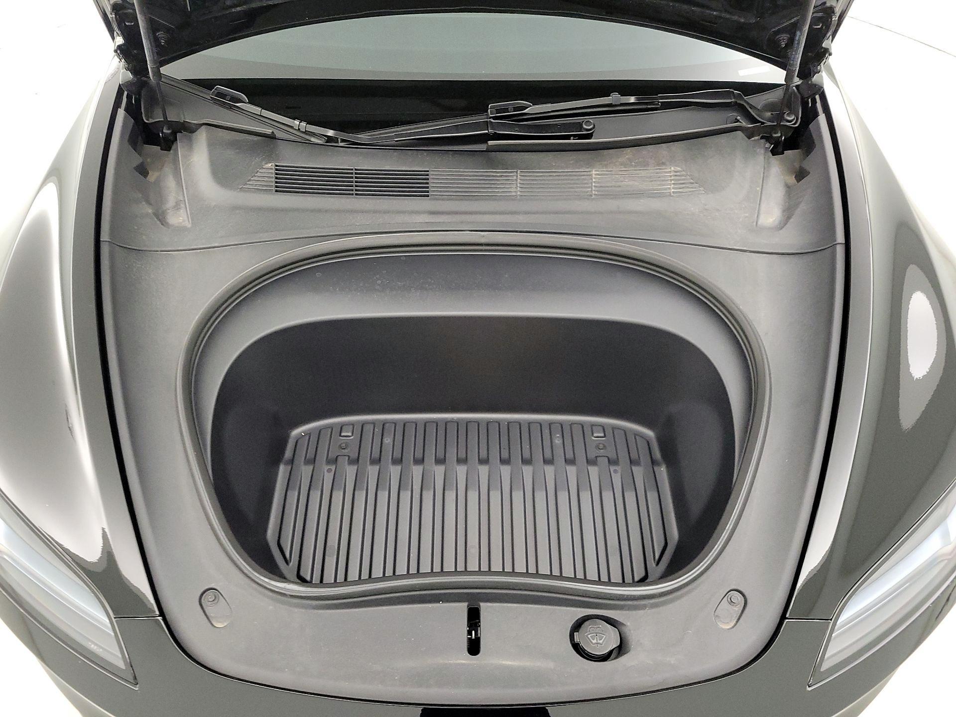 Thumbnail: 2024 Tesla Model 3 - 20