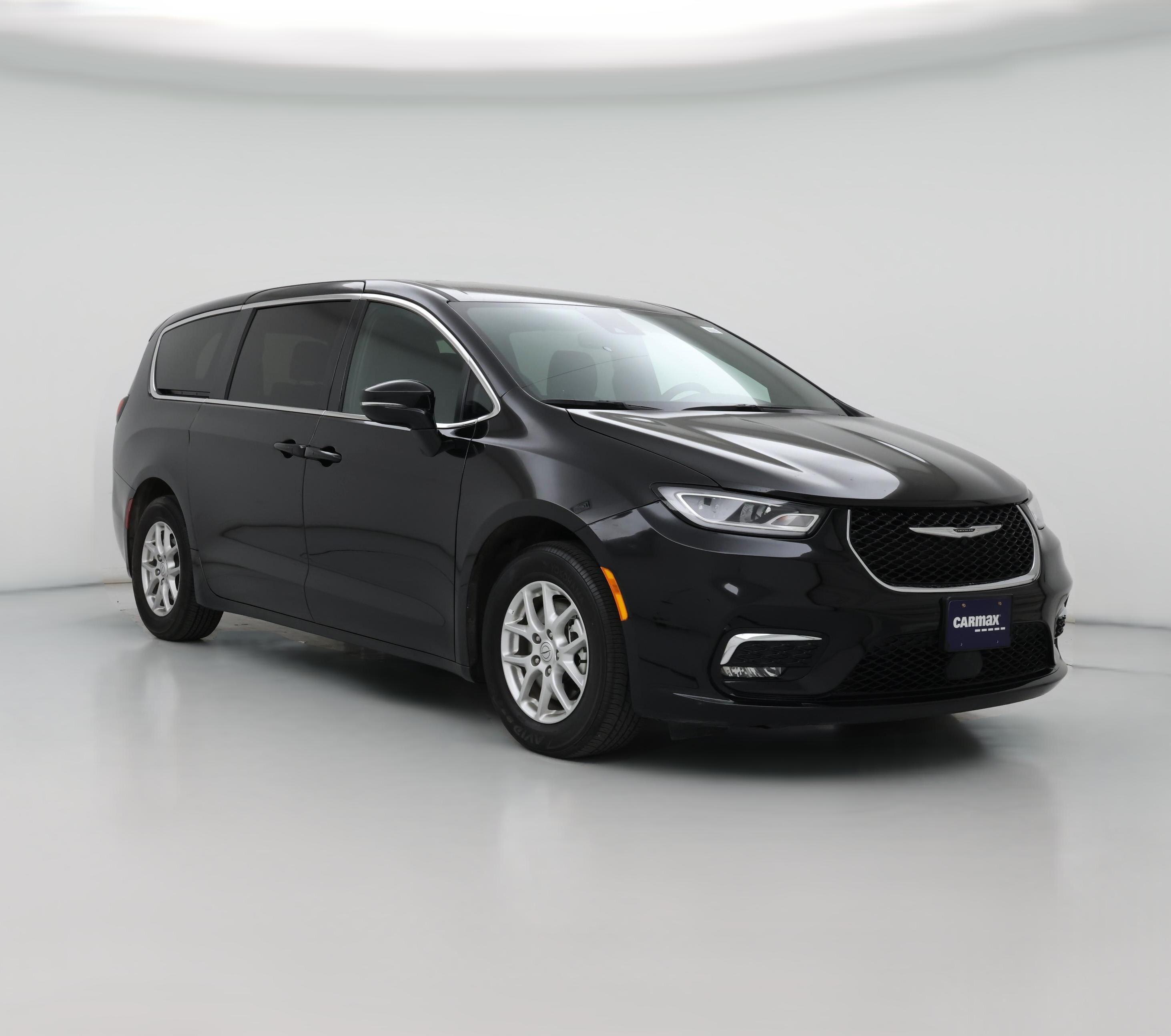Thumbnail: 2025 Chrysler Pacifica - 1