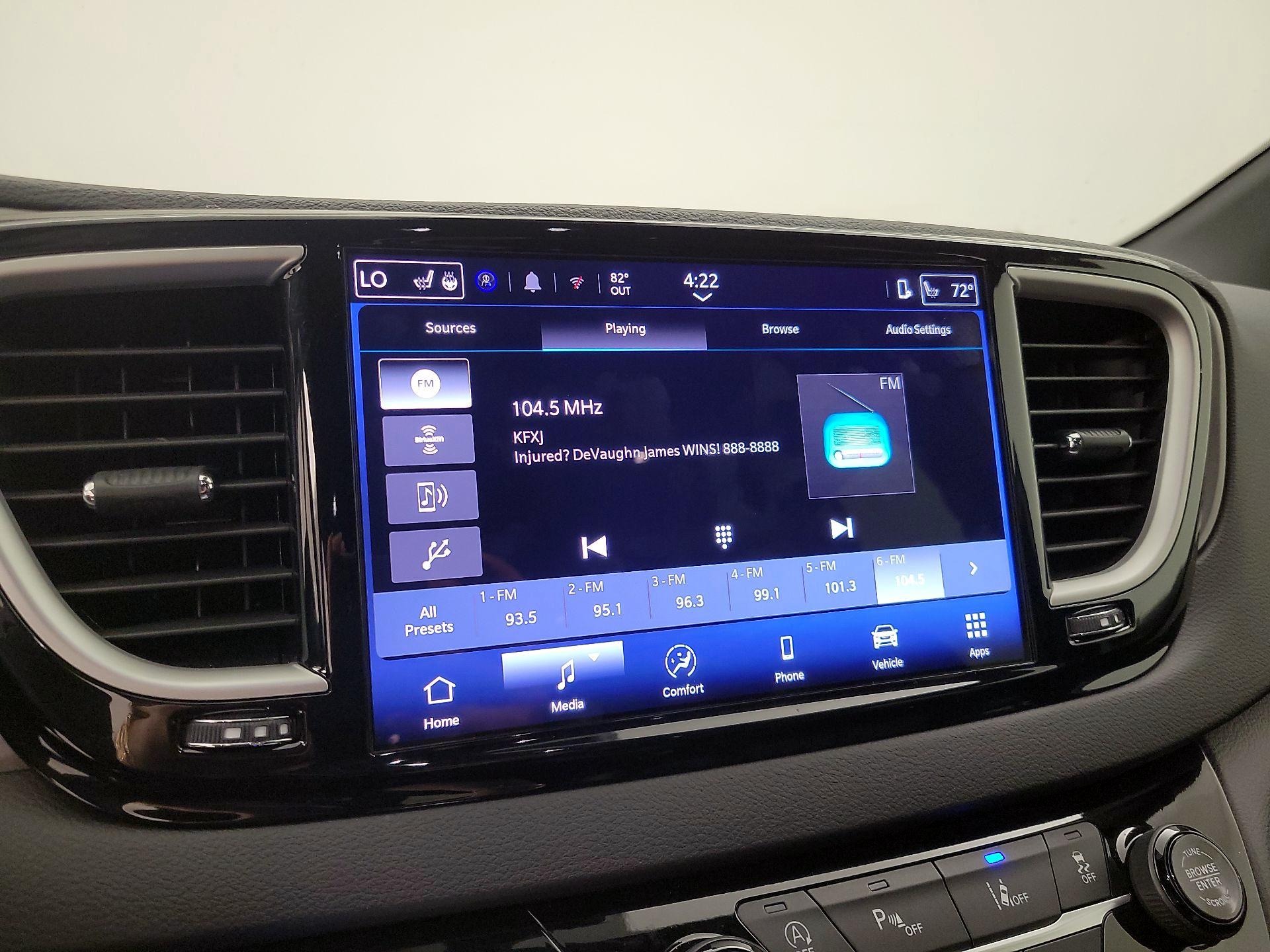 Thumbnail: 2025 Chrysler Pacifica - 15