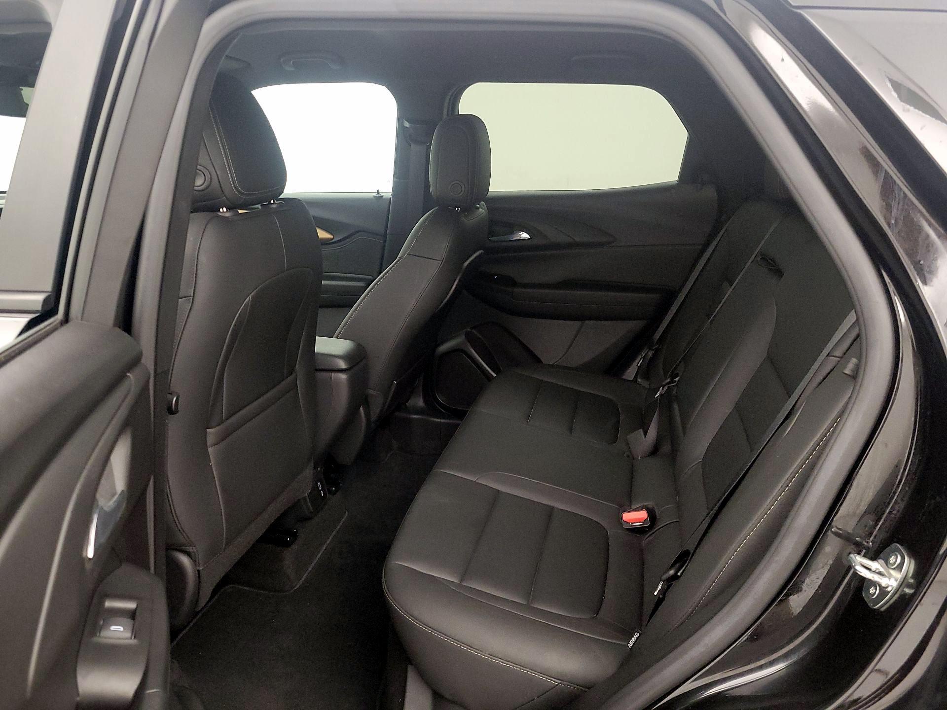 Thumbnail: 2023 Chevrolet TrailBlazer - 19