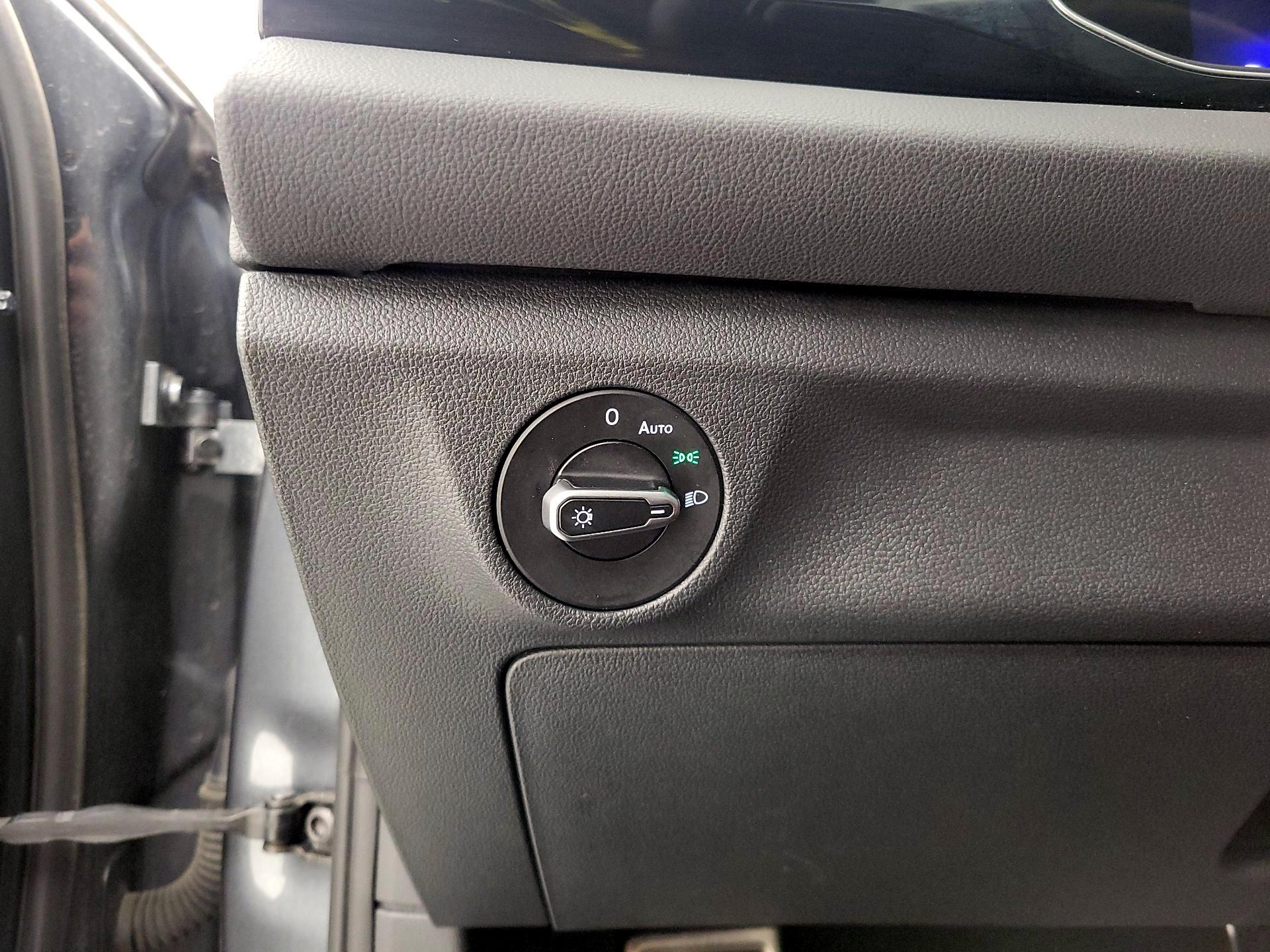 Thumbnail: 2025 Volkswagen Jetta - 13