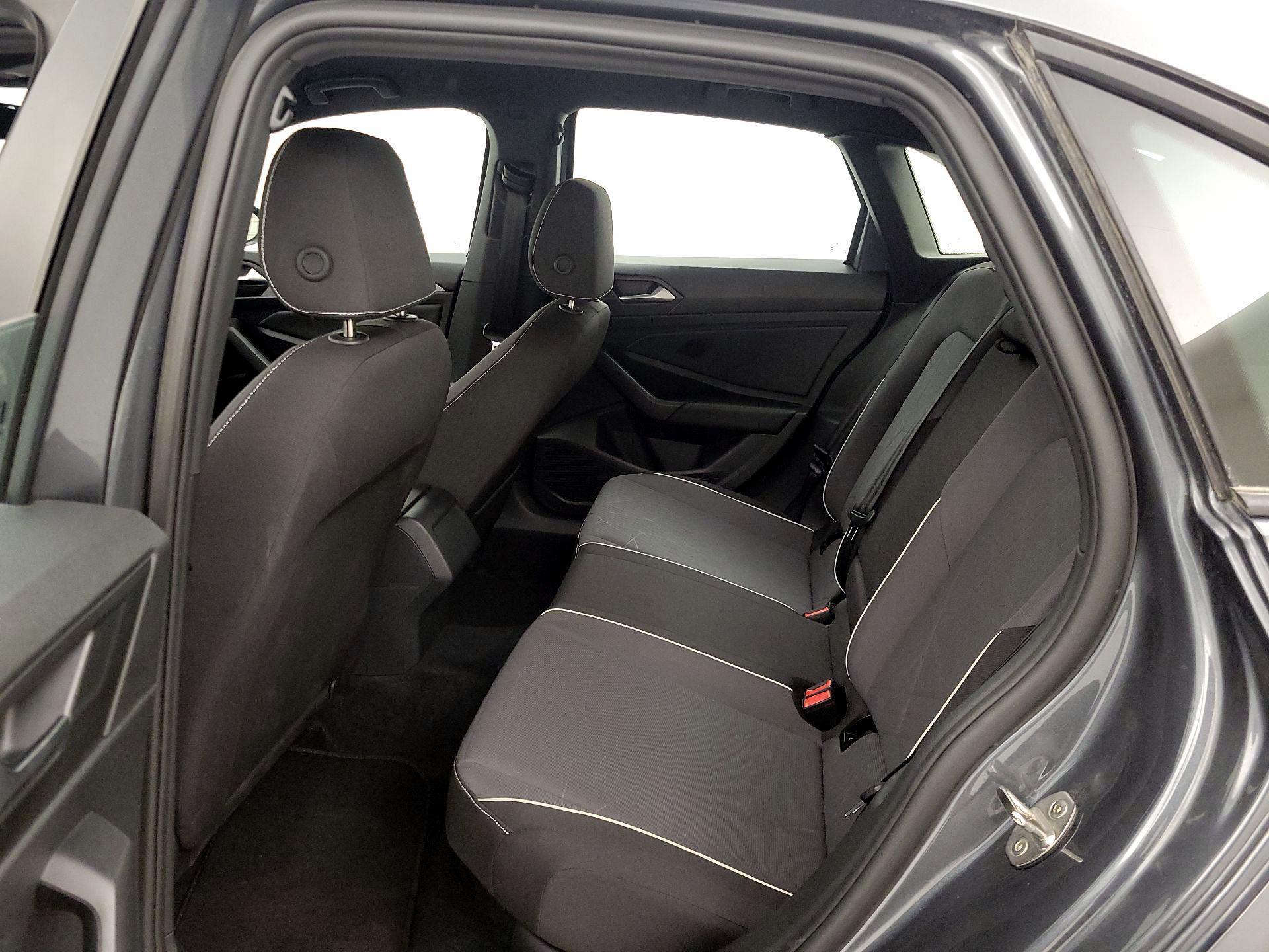 Thumbnail: 2025 Volkswagen Jetta - 19