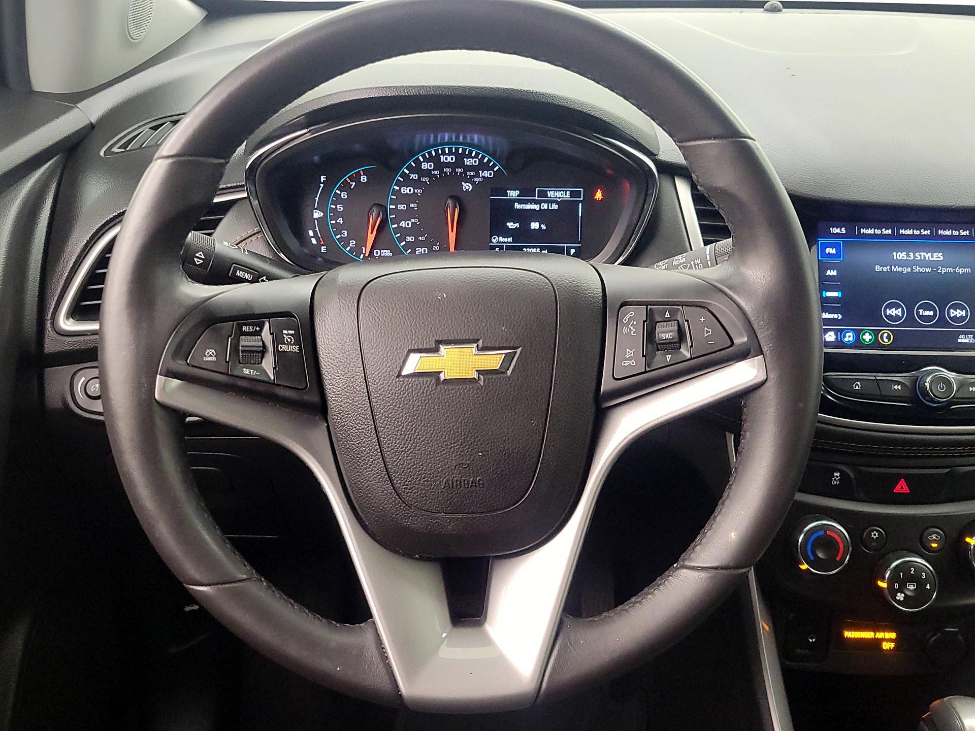 Thumbnail: 2022 Chevrolet Trax - 10