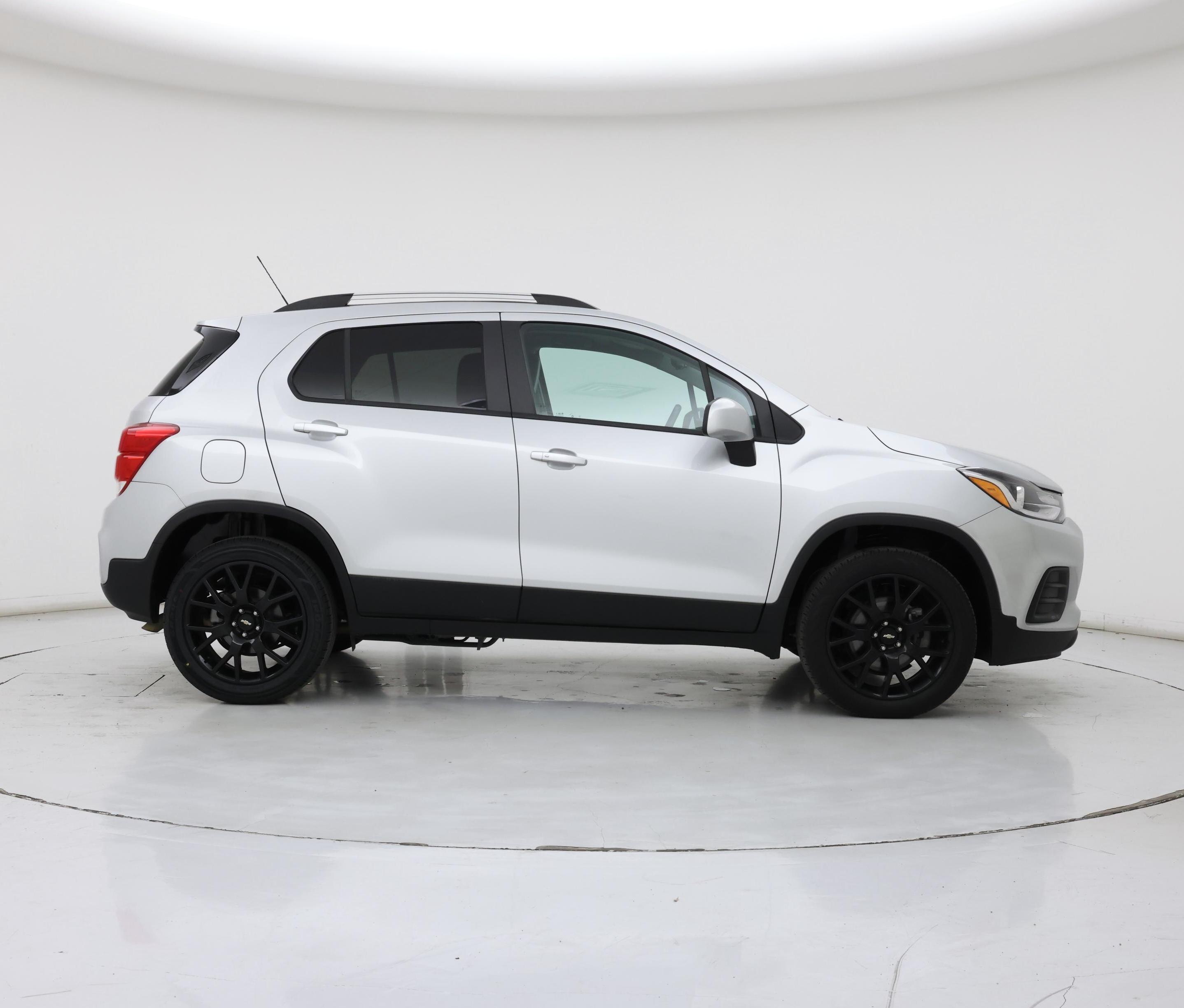 Thumbnail: 2022 Chevrolet Trax - 7