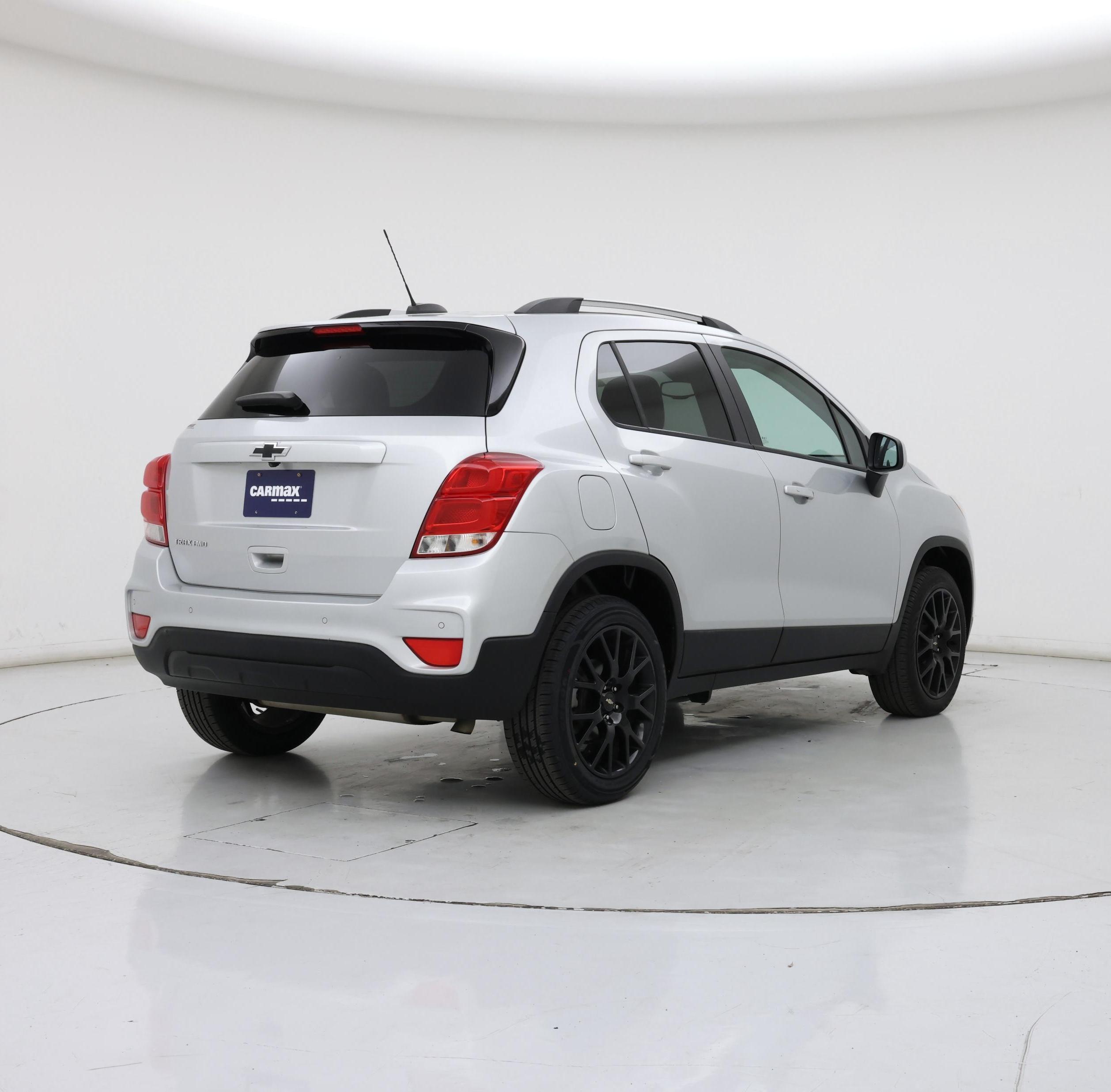 Thumbnail: 2022 Chevrolet Trax - 8