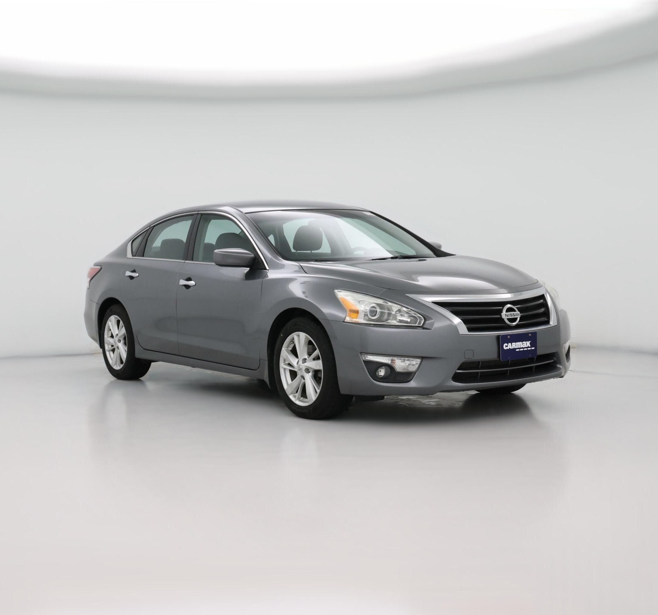 Thumbnail: 2015 Nissan Altima - 1