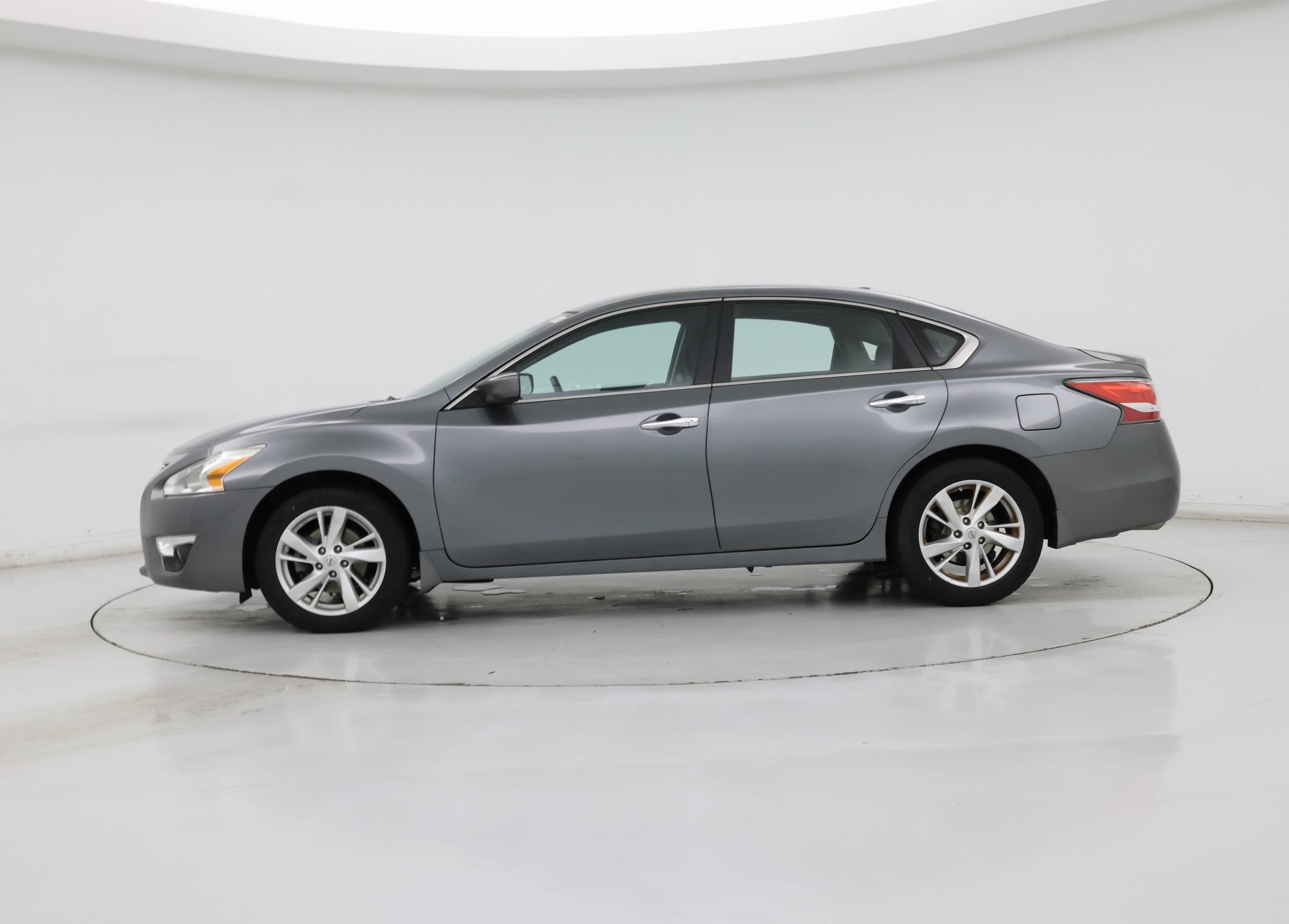 Thumbnail: 2015 Nissan Altima - 3